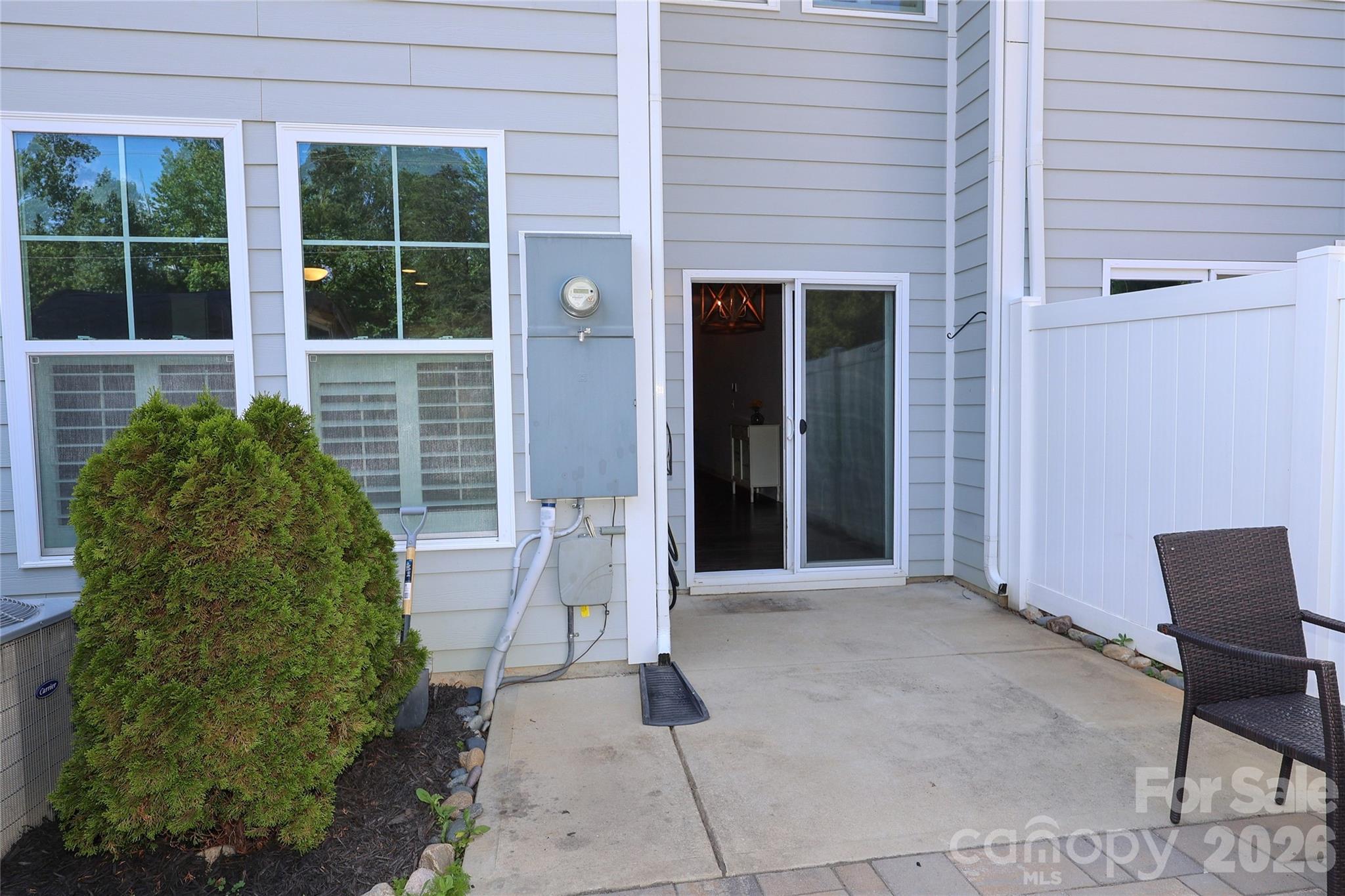 1086 Chicory Trace — Clover