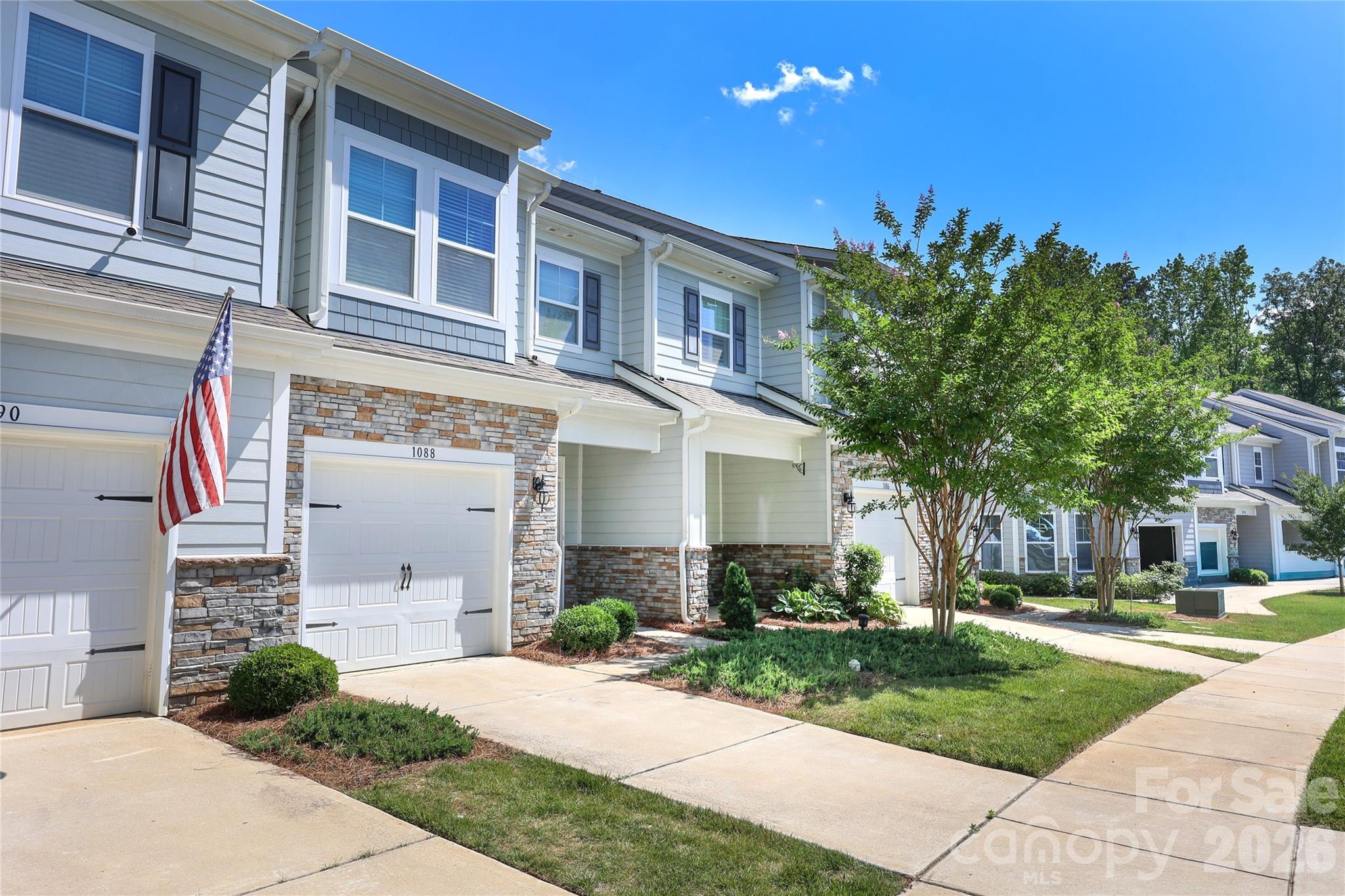 1086 Chicory Trace — Clover