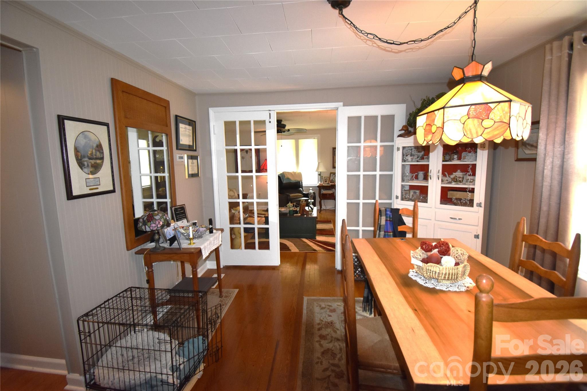 212 Sharon Avenue NW — Lenoir