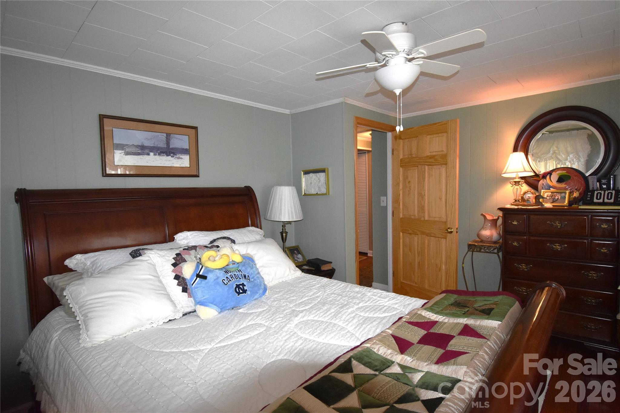 212 Sharon Avenue NW — Lenoir