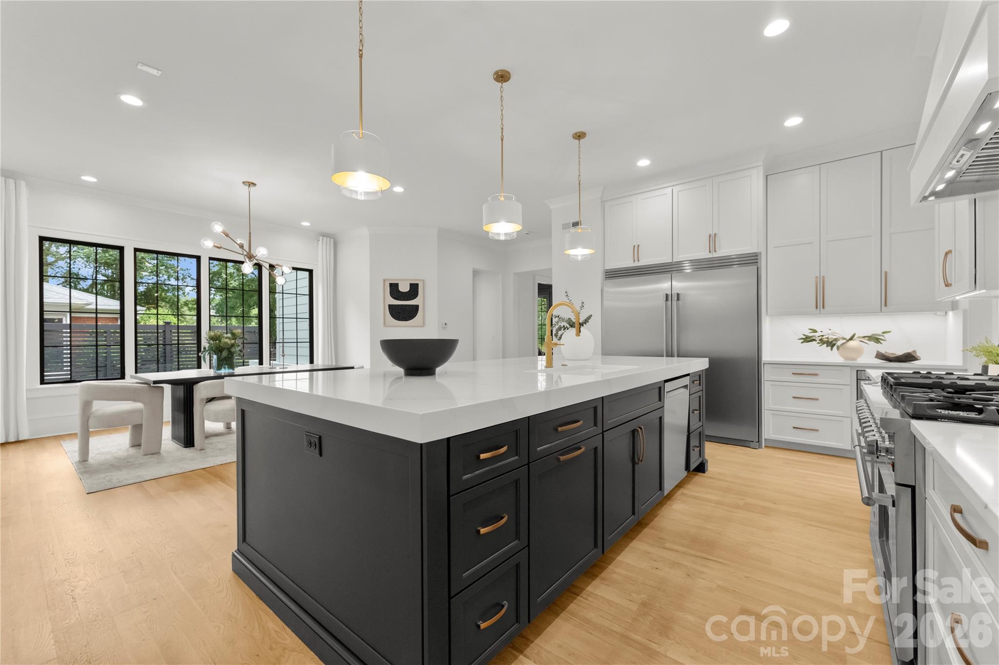 4142 Pineview Road — Charlotte