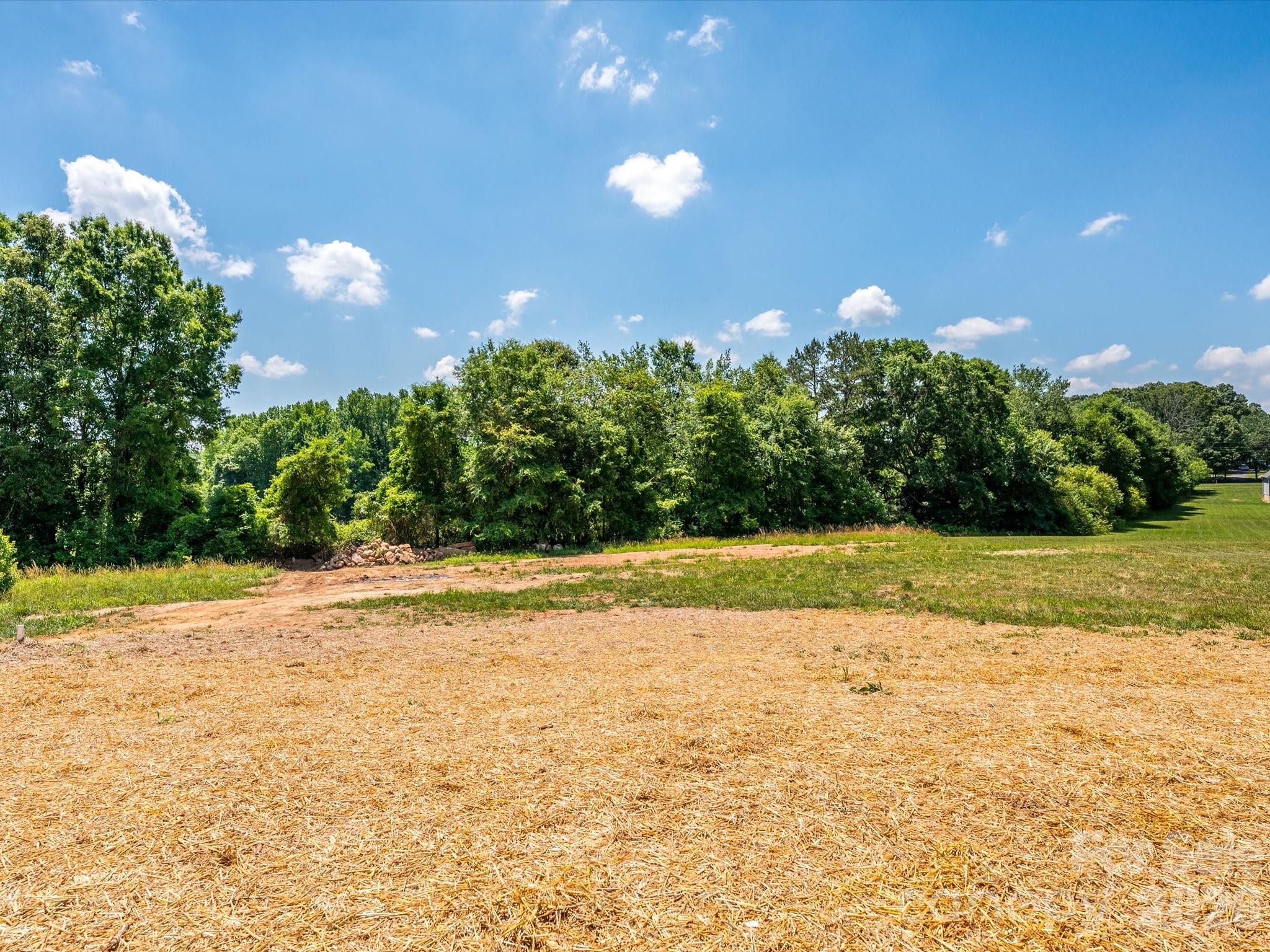 1012 Harrogate Drive — Bessemer City