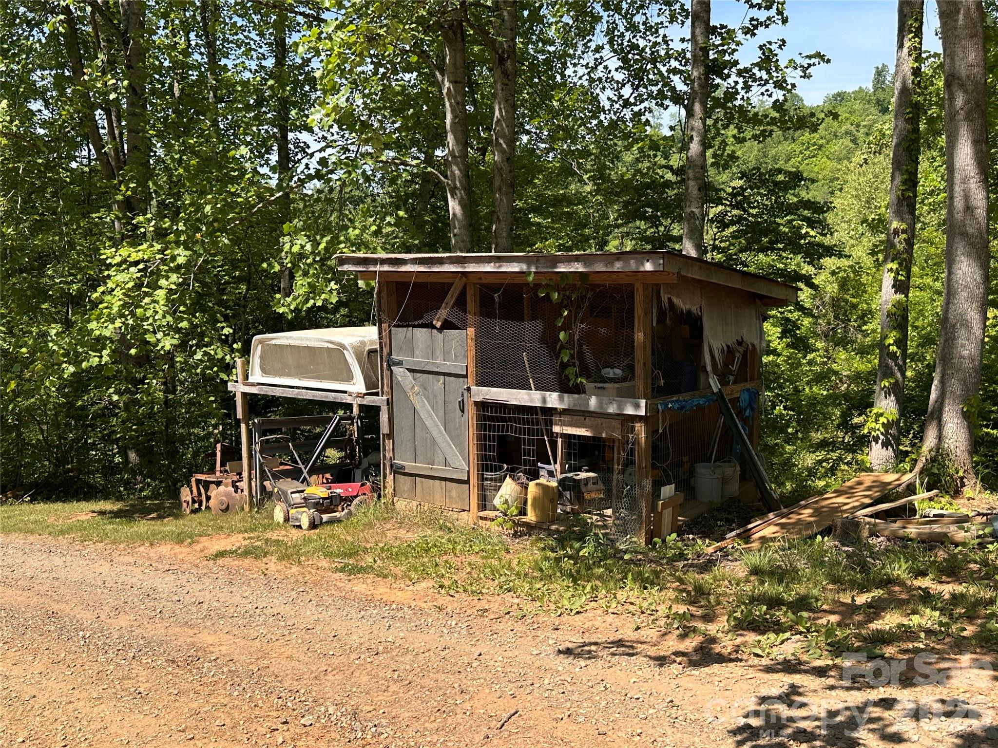 2825 Harrell Hill Road — Bakersville