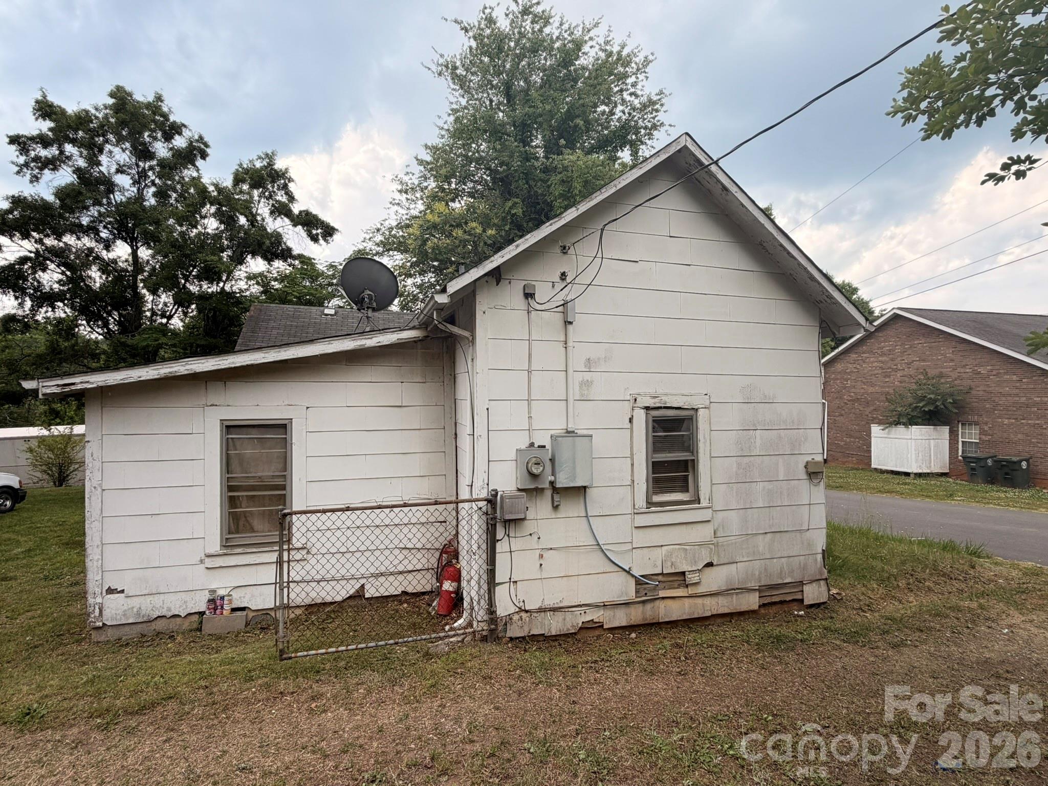 430 E D Street — Newton