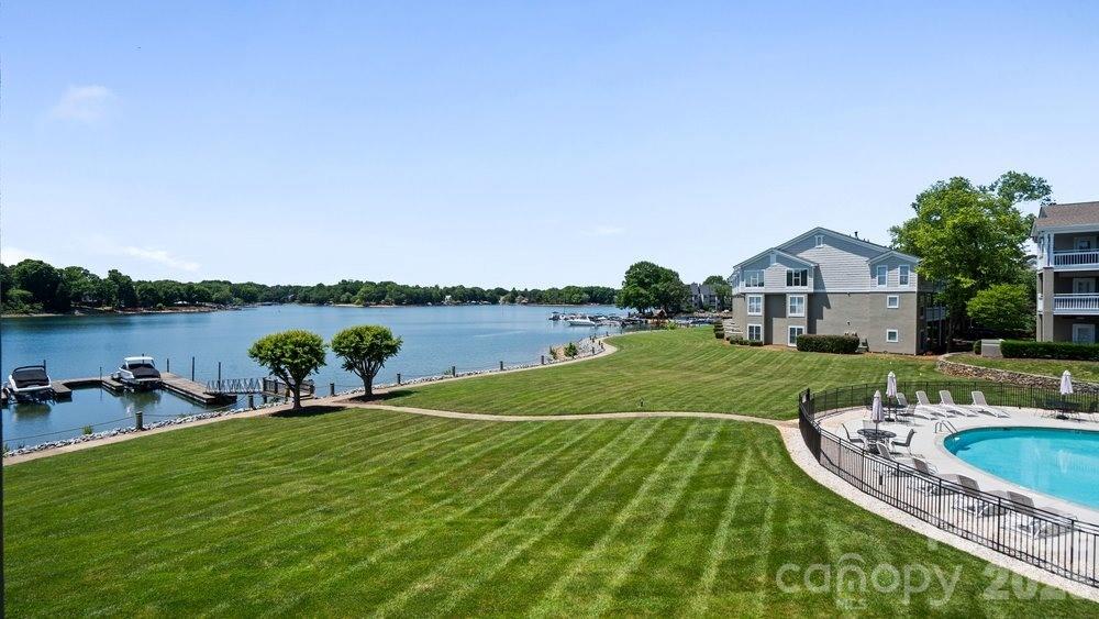 1338 Torrence Circle #29 — Davidson
