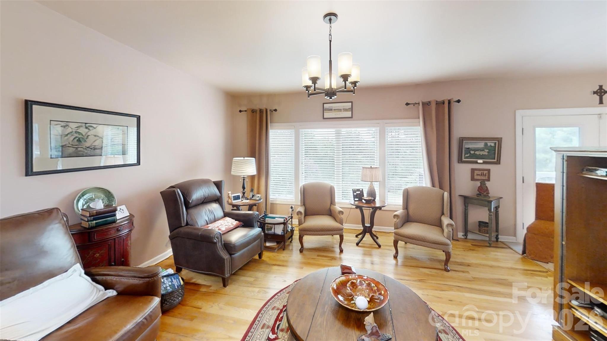 518 Forest Ridge Drive — Mars Hill