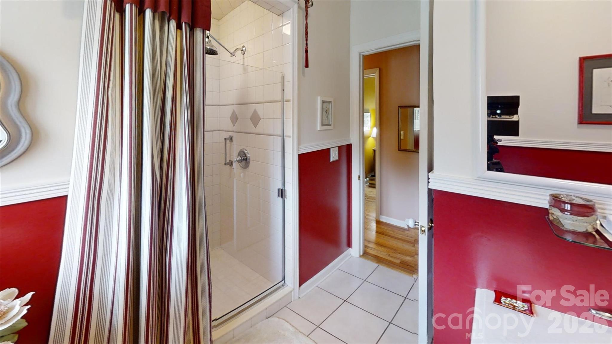 518 Forest Ridge Drive — Mars Hill