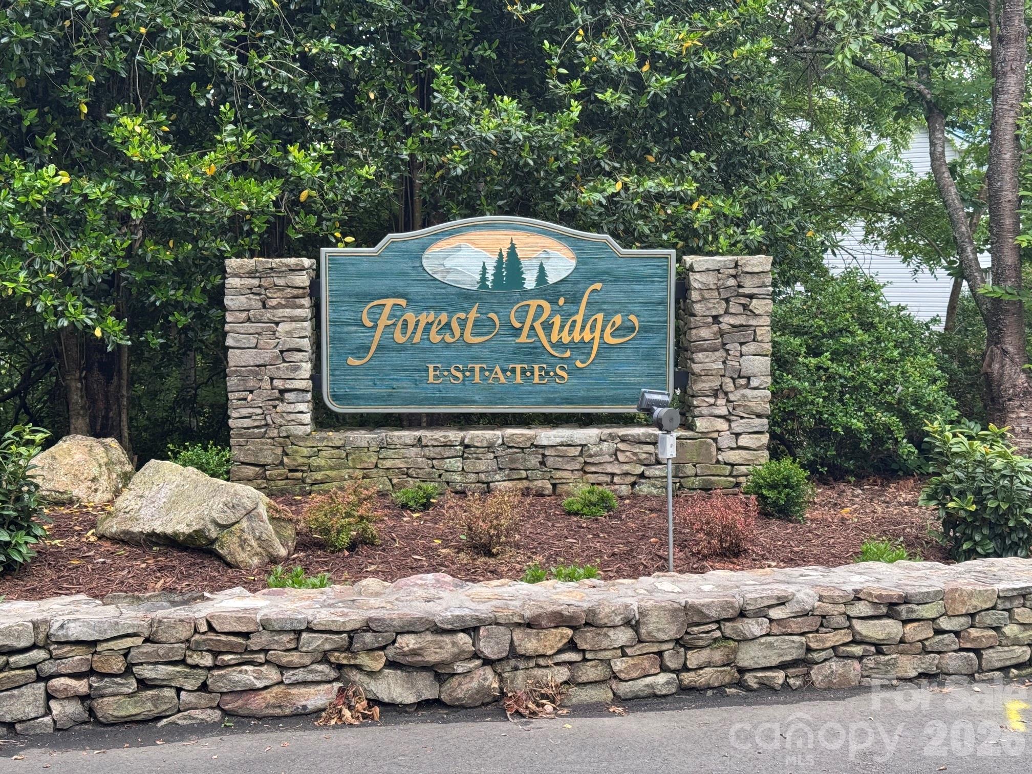 518 Forest Ridge Drive — Mars Hill