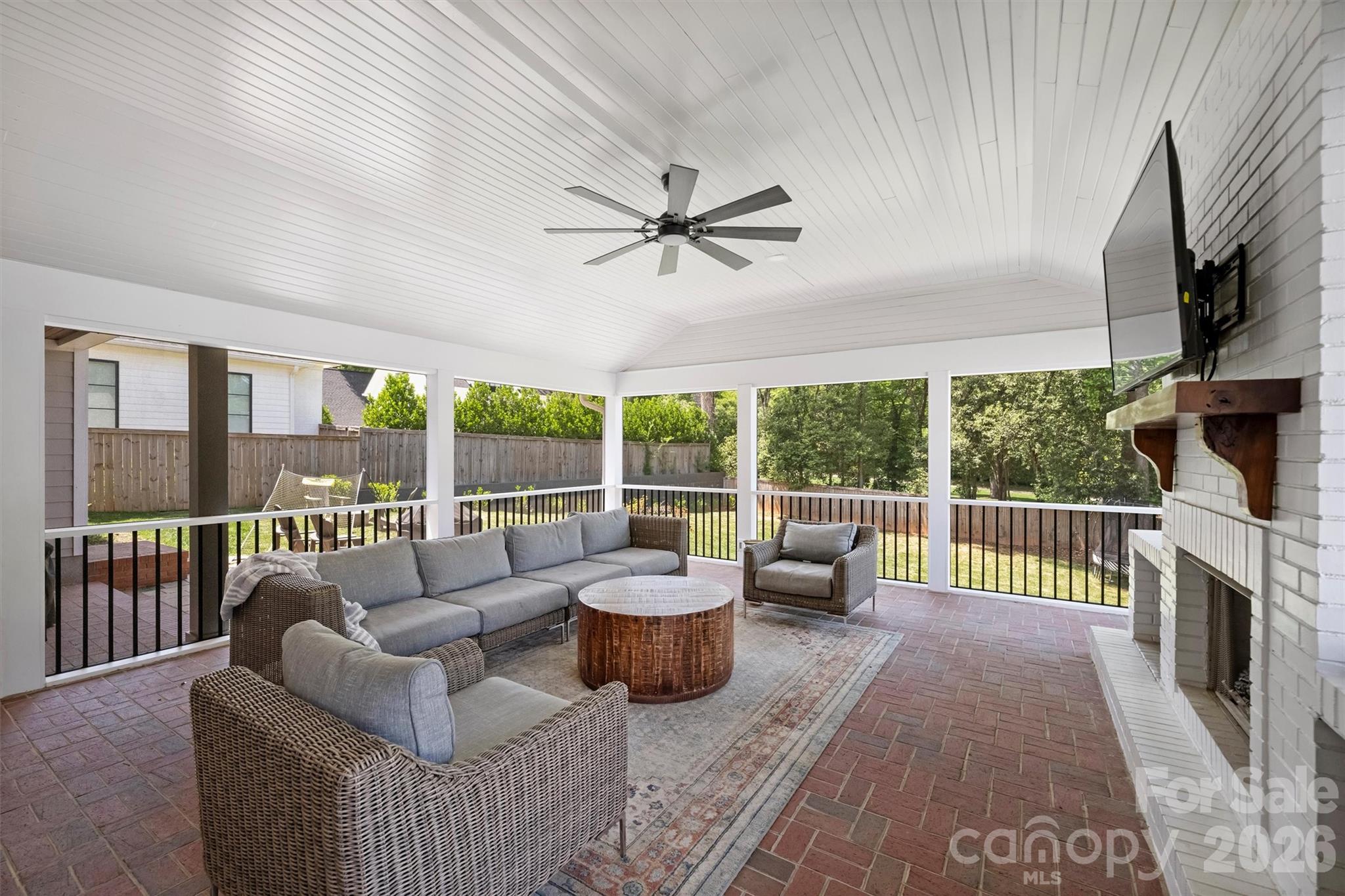237 Hunter Lane — Charlotte