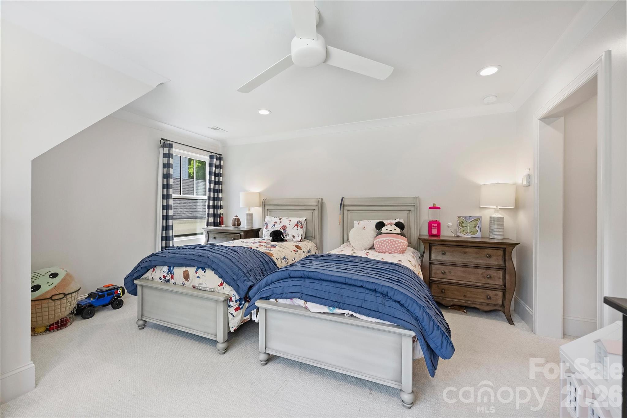 237 Hunter Lane — Charlotte
