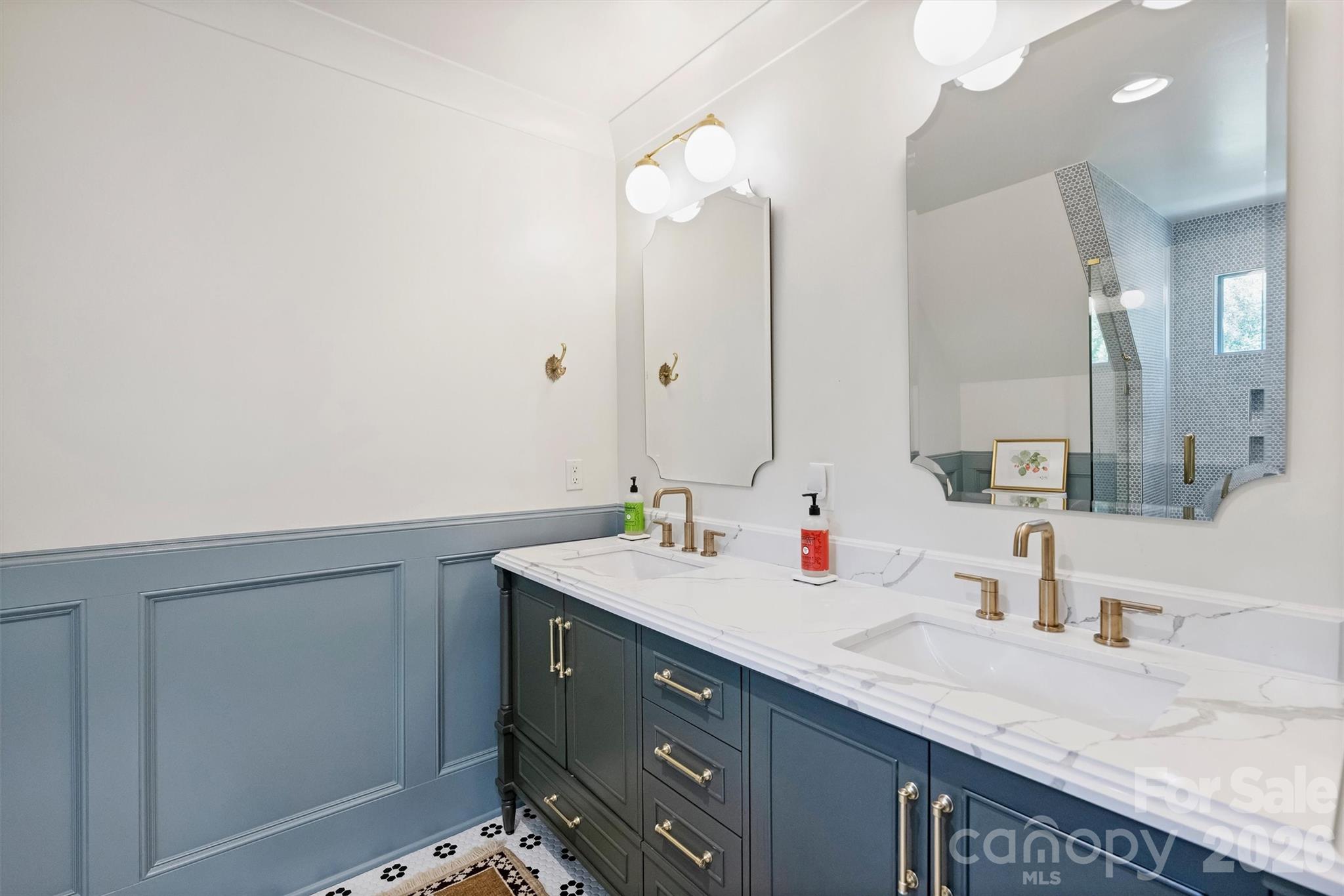 237 Hunter Lane — Charlotte