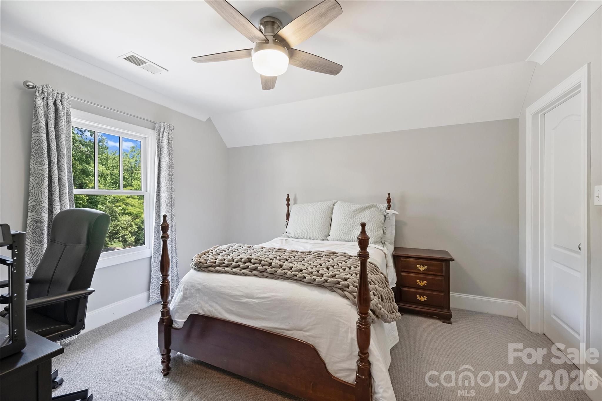 237 Hunter Lane — Charlotte