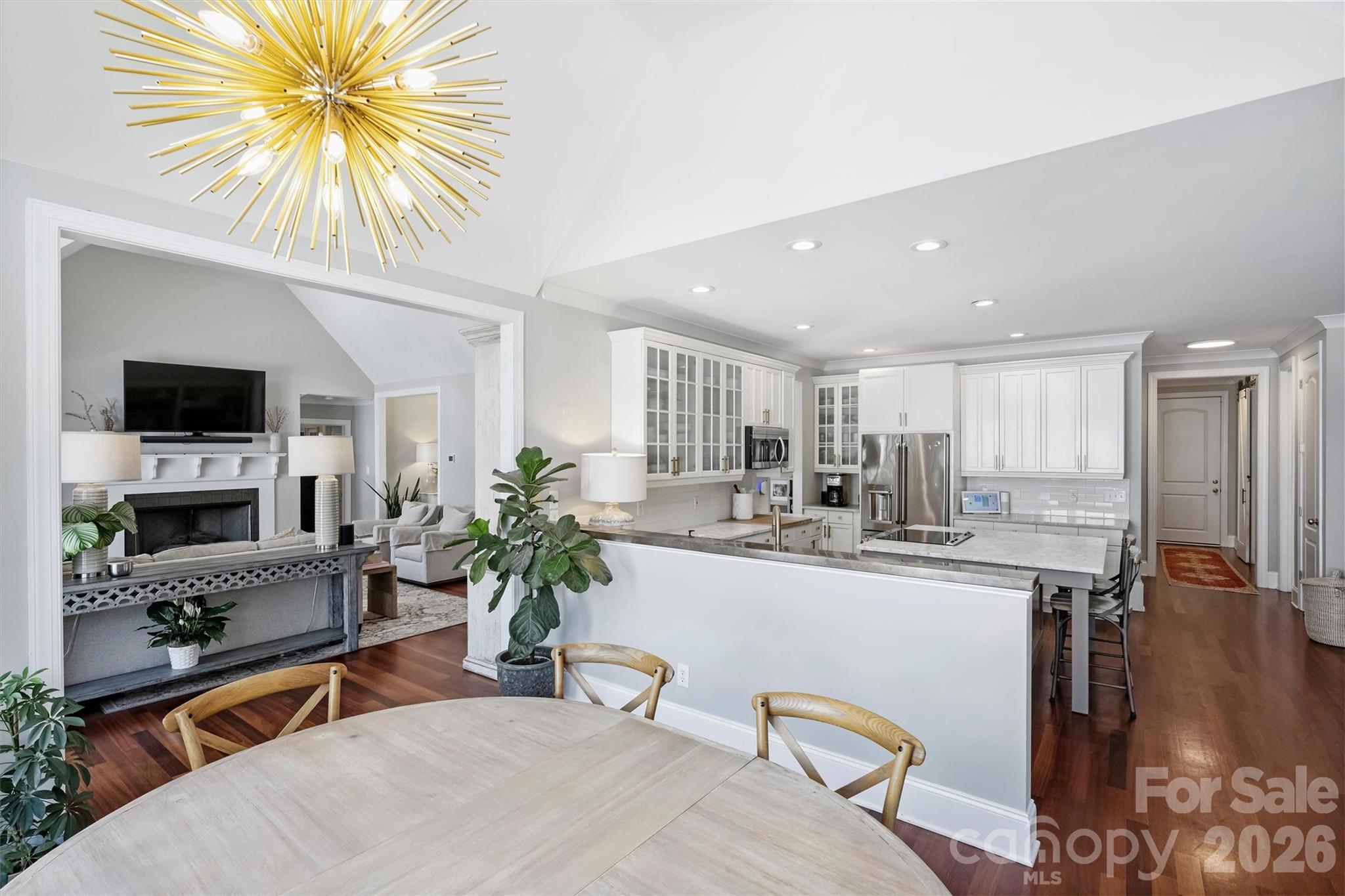 237 Hunter Lane — Charlotte
