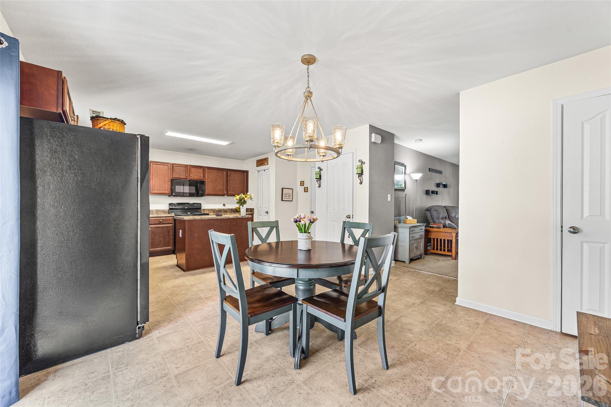 707 Waterlemon Way — Monroe