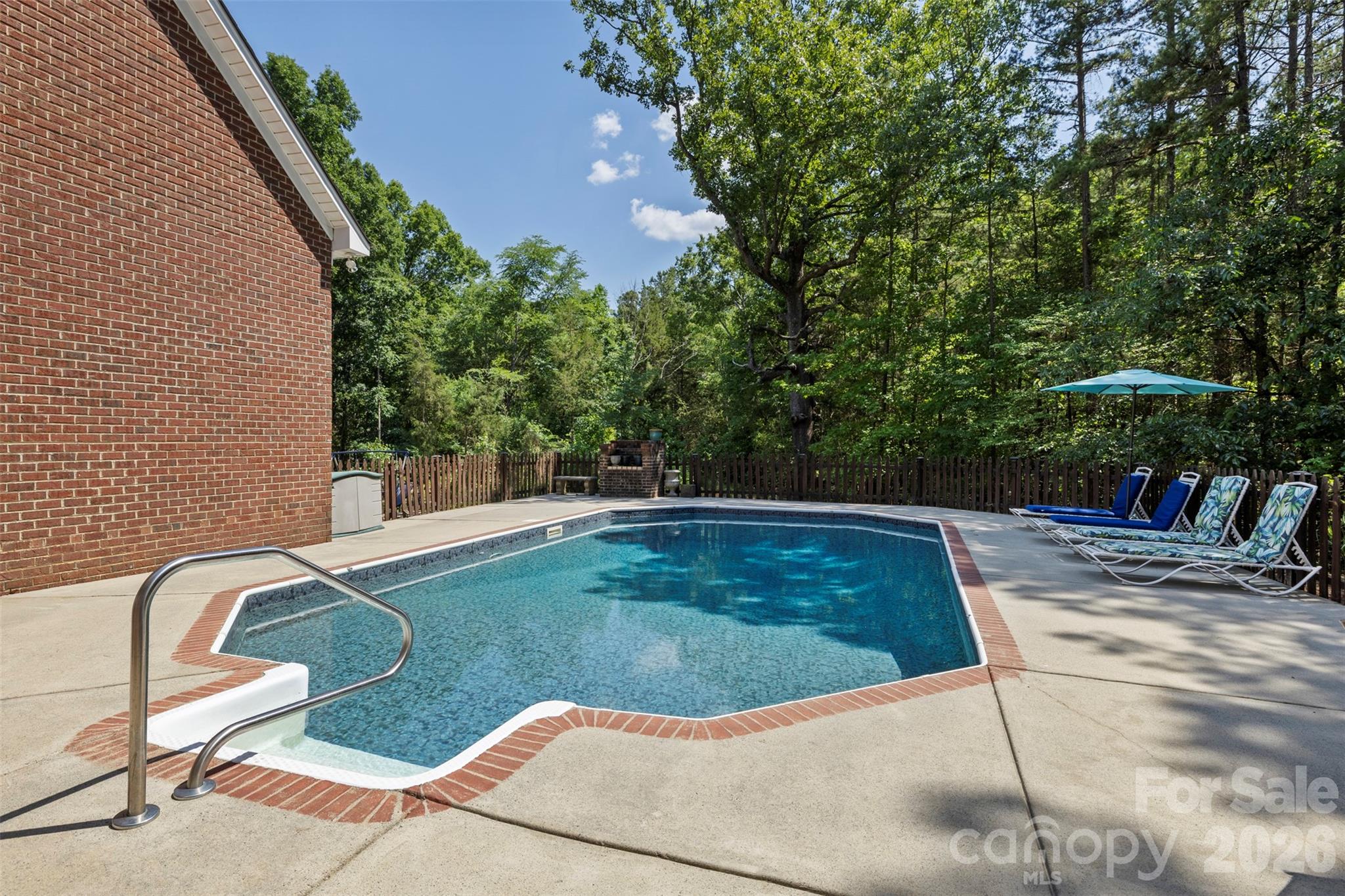 710 Sleepy Hollow Road — Midland