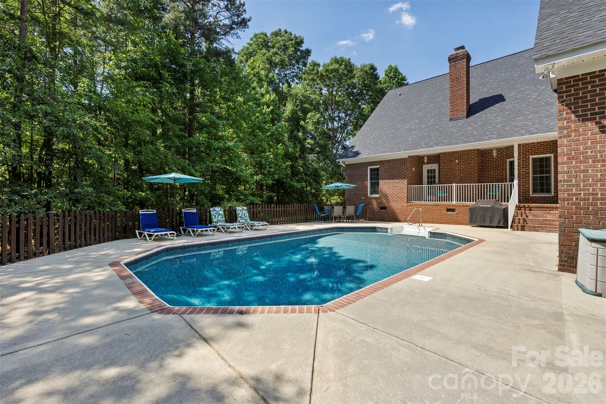 710 Sleepy Hollow Road — Midland