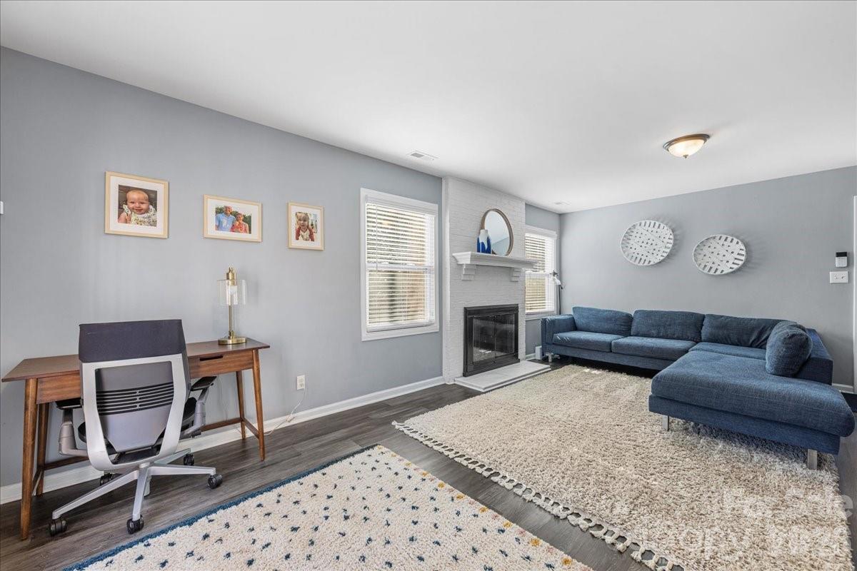 4914 Glenbrier Drive — Charlotte
