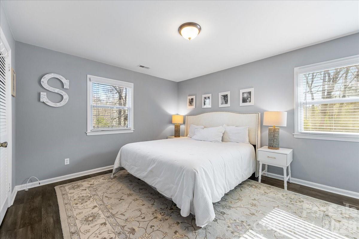 4914 Glenbrier Drive — Charlotte