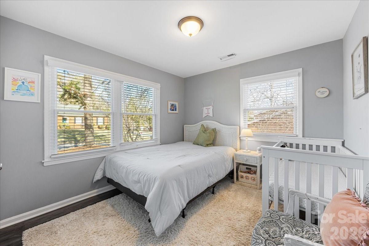 4914 Glenbrier Drive — Charlotte