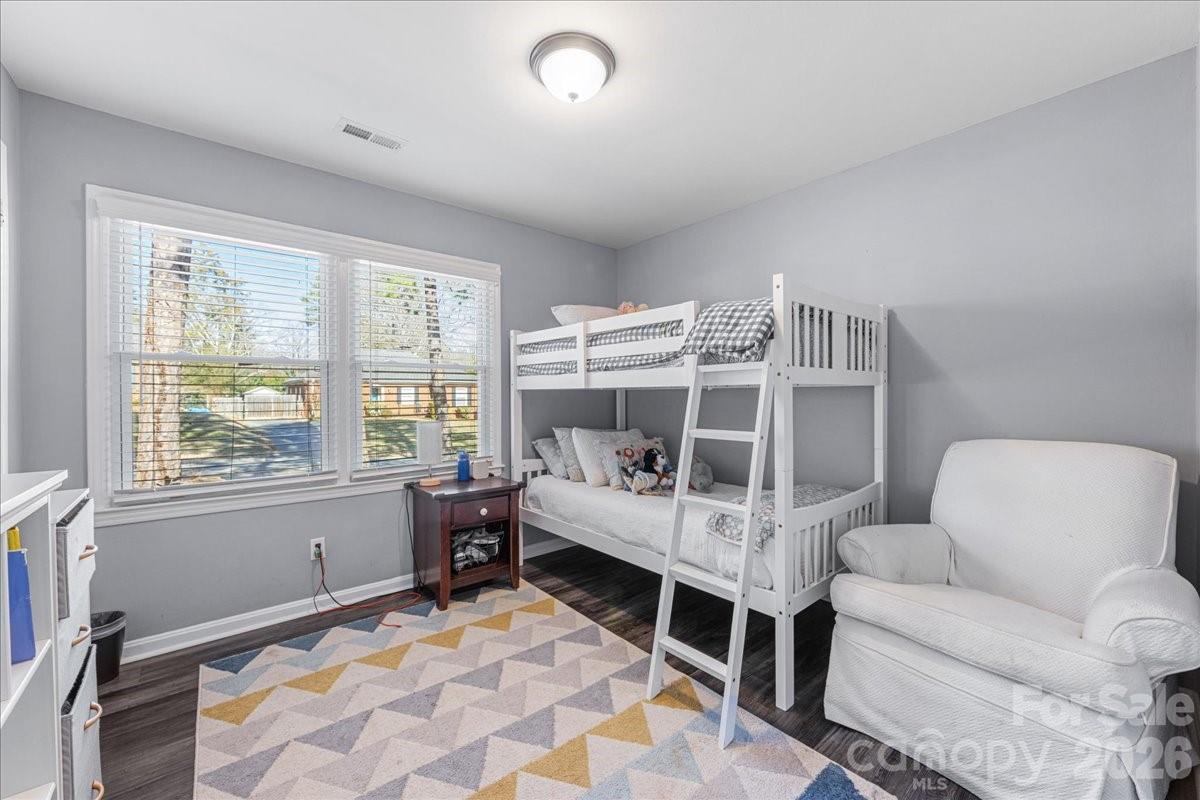 4914 Glenbrier Drive — Charlotte