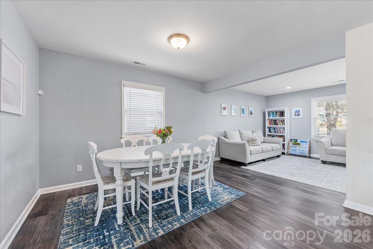 4914 Glenbrier Drive — Charlotte