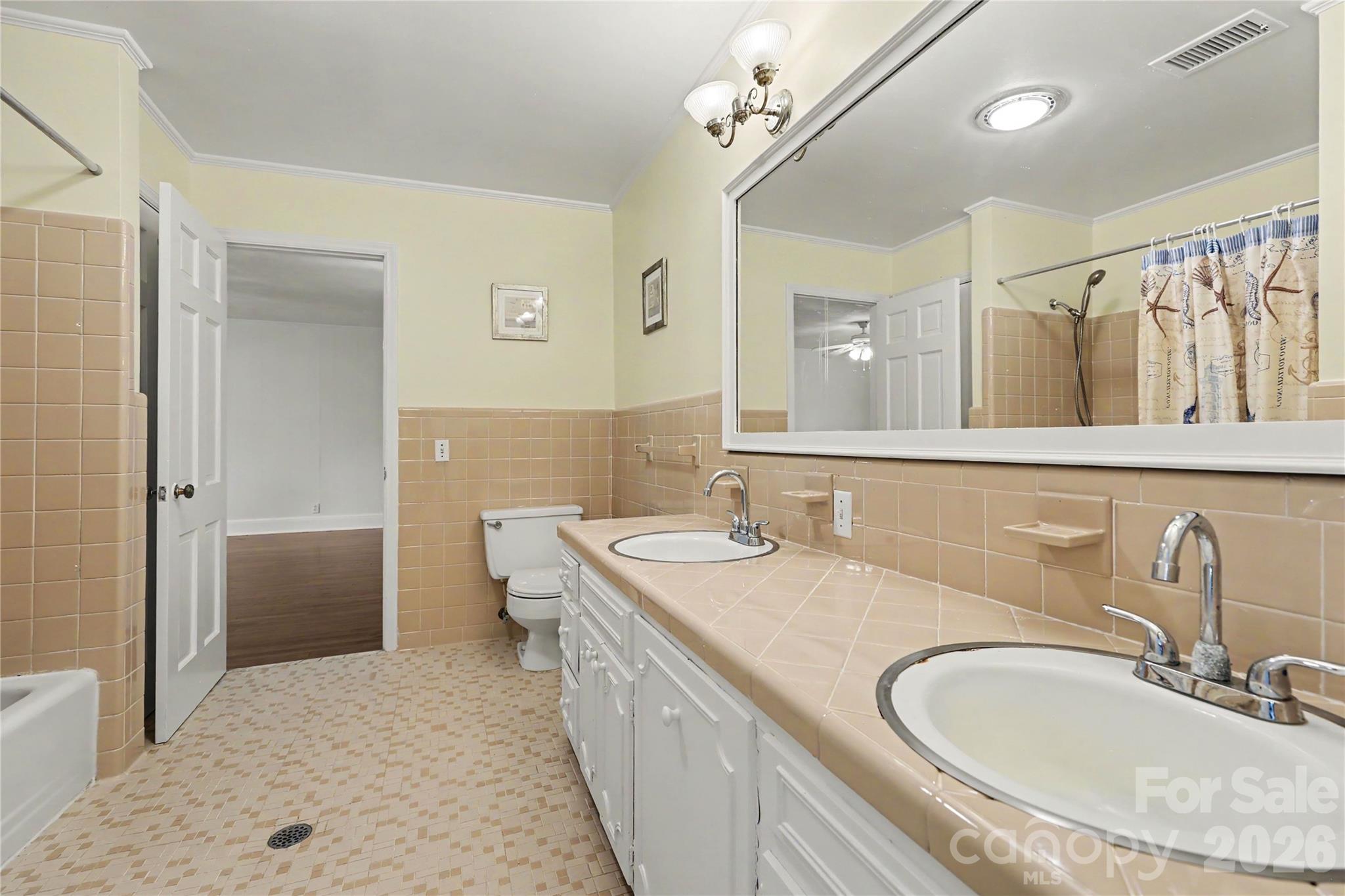 930 Scotch Drive — Gastonia