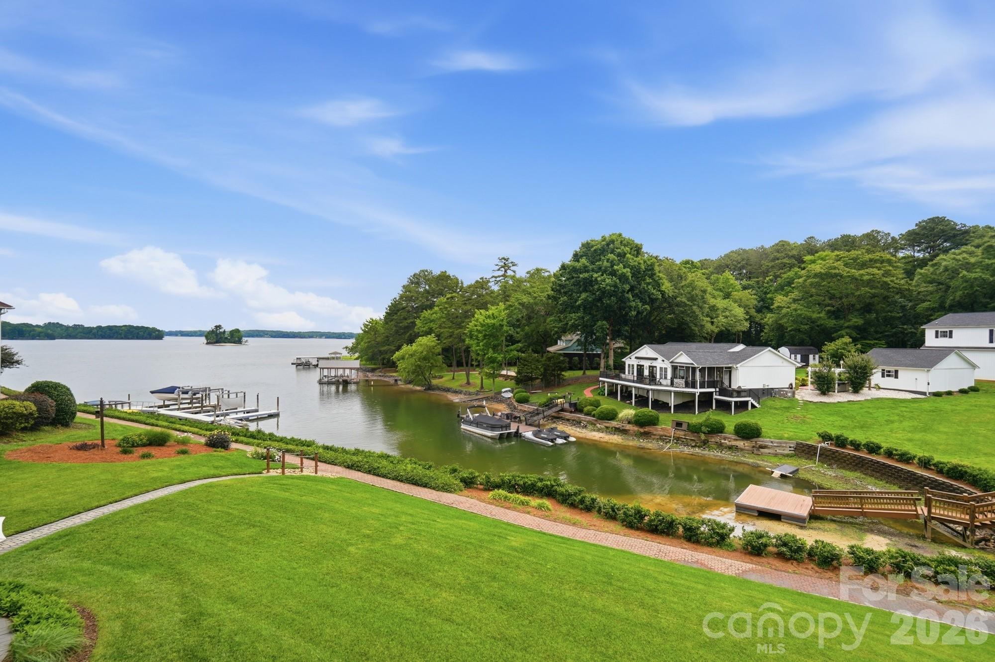 913 Lake Club Drive — Rock Hill