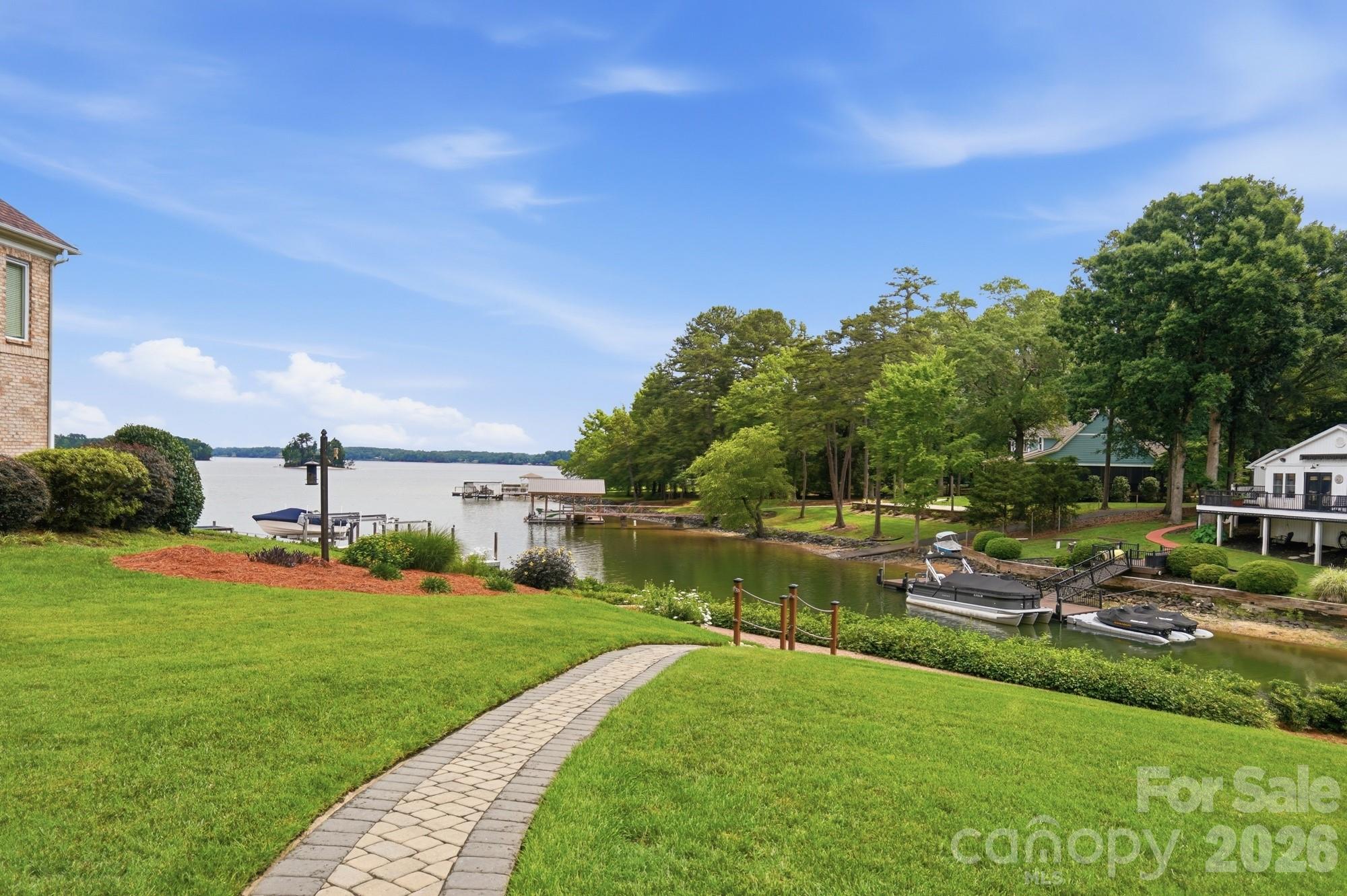 913 Lake Club Drive — Rock Hill