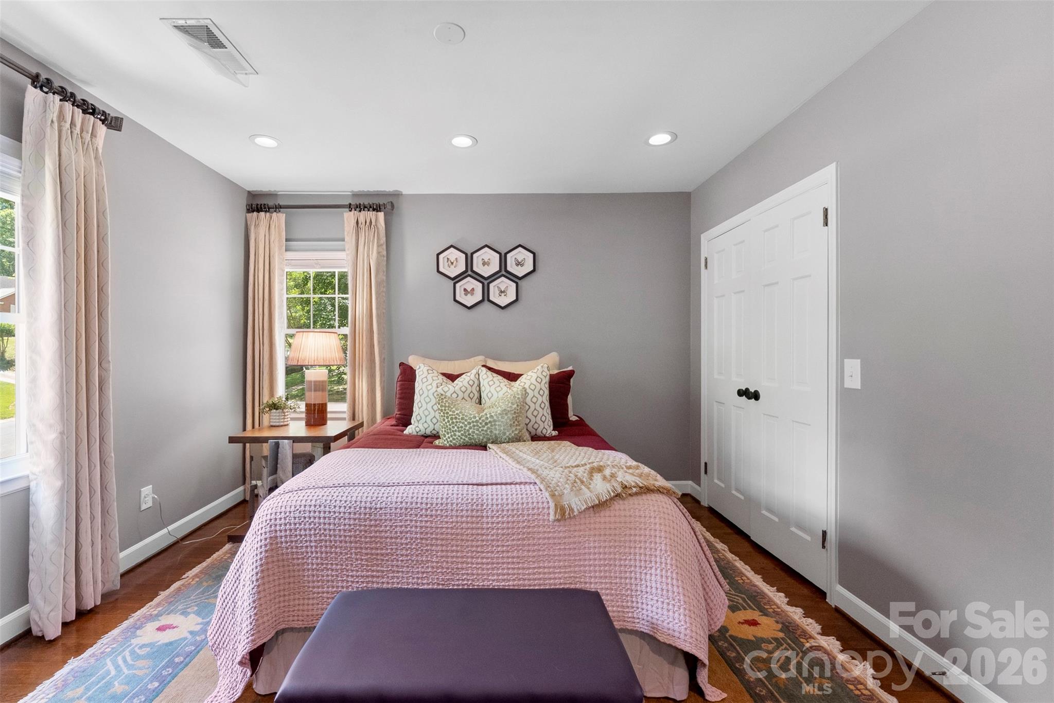 6613 Rocky Falls Road — Charlotte