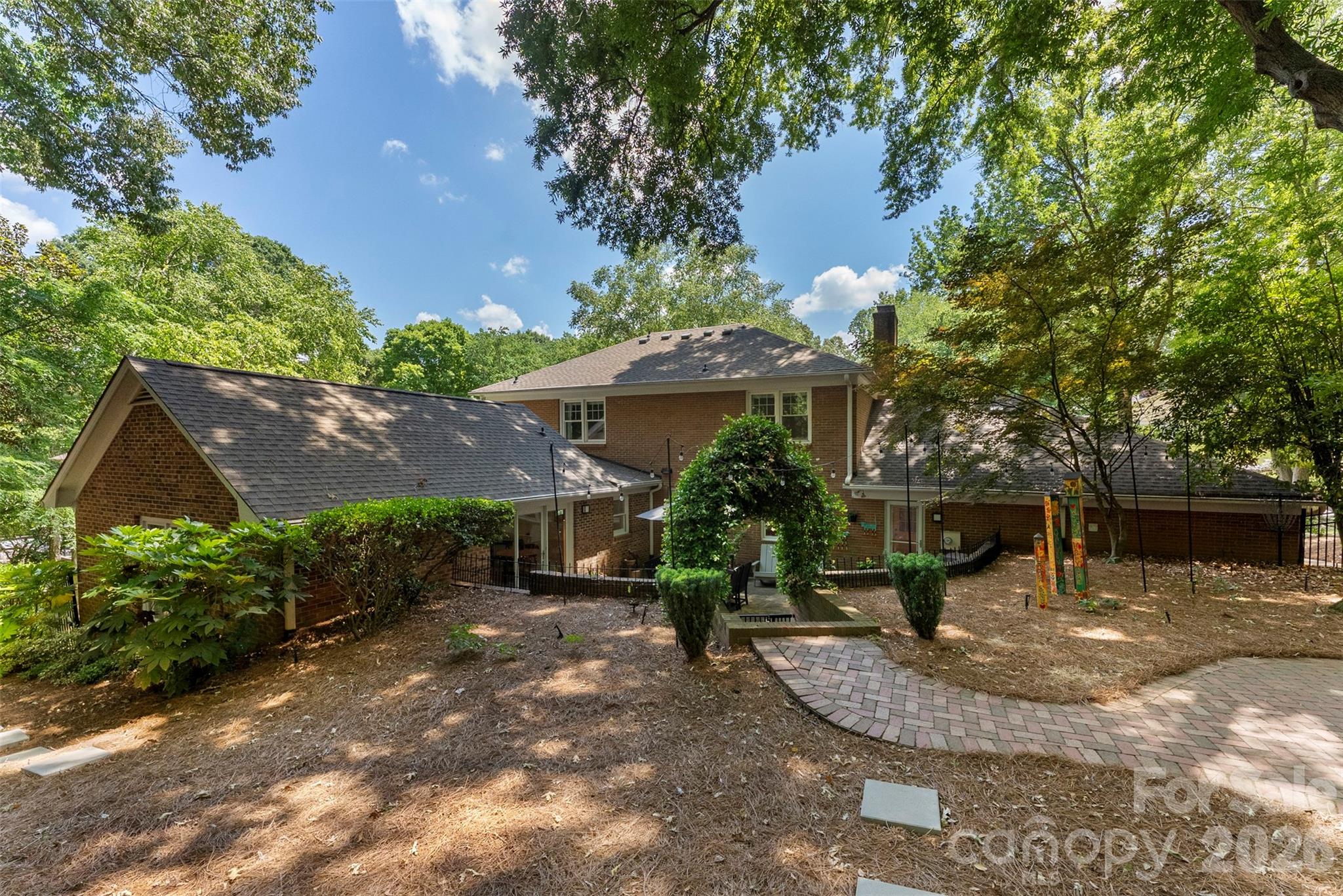 6613 Rocky Falls Road — Charlotte
