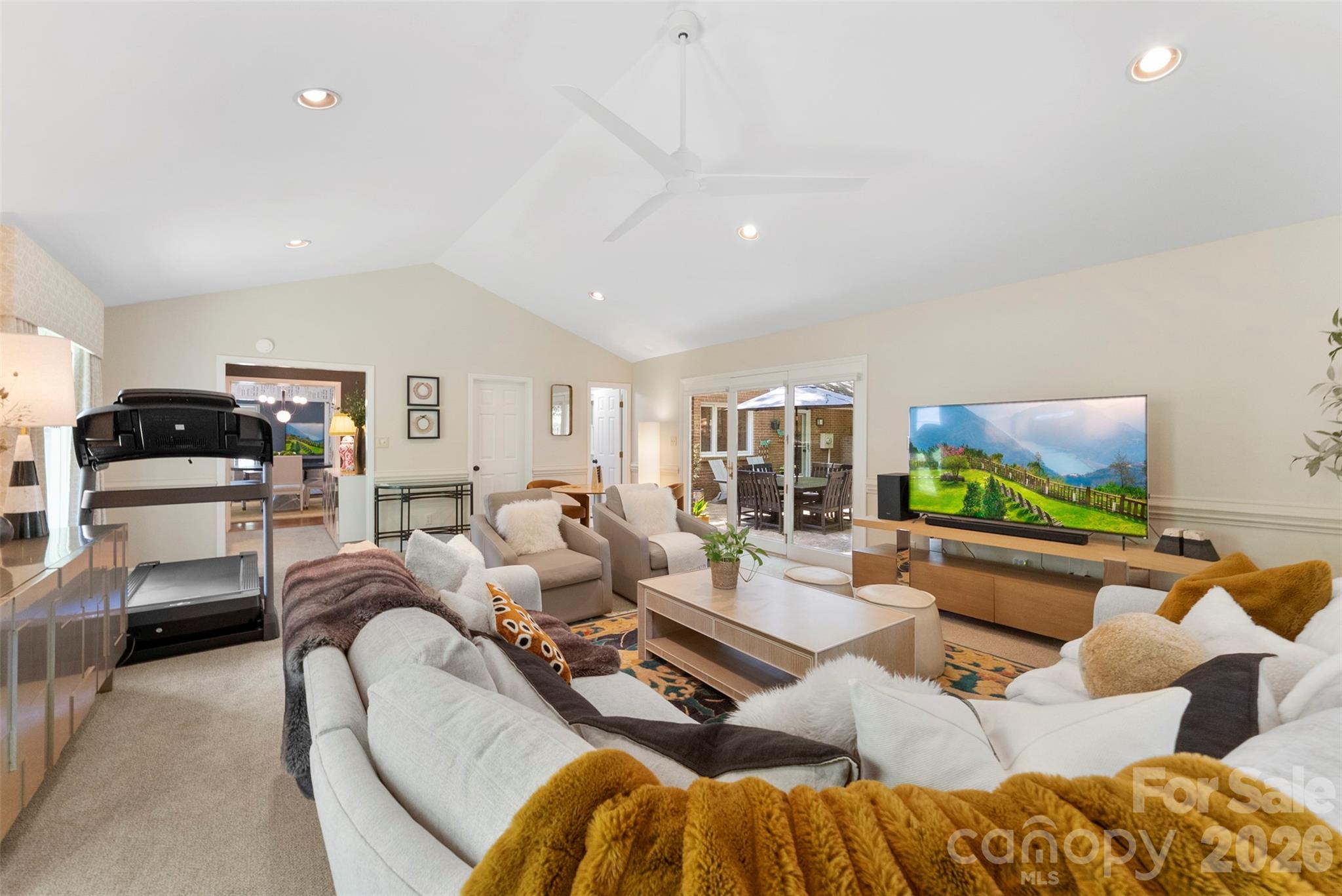 6613 Rocky Falls Road — Charlotte