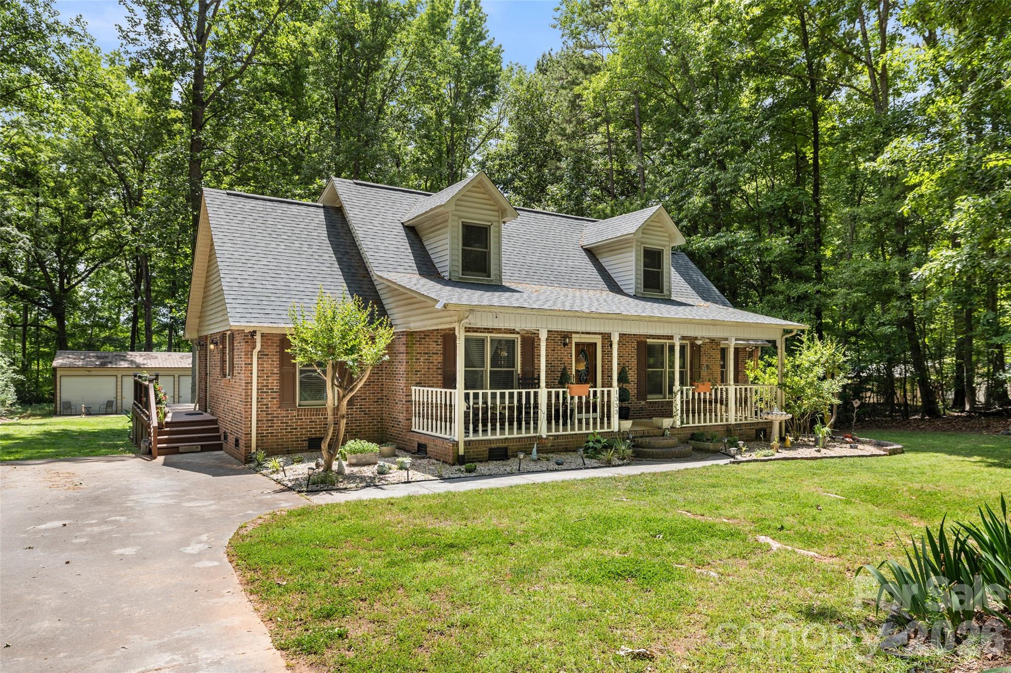 1333 Rabbit Run Road — York