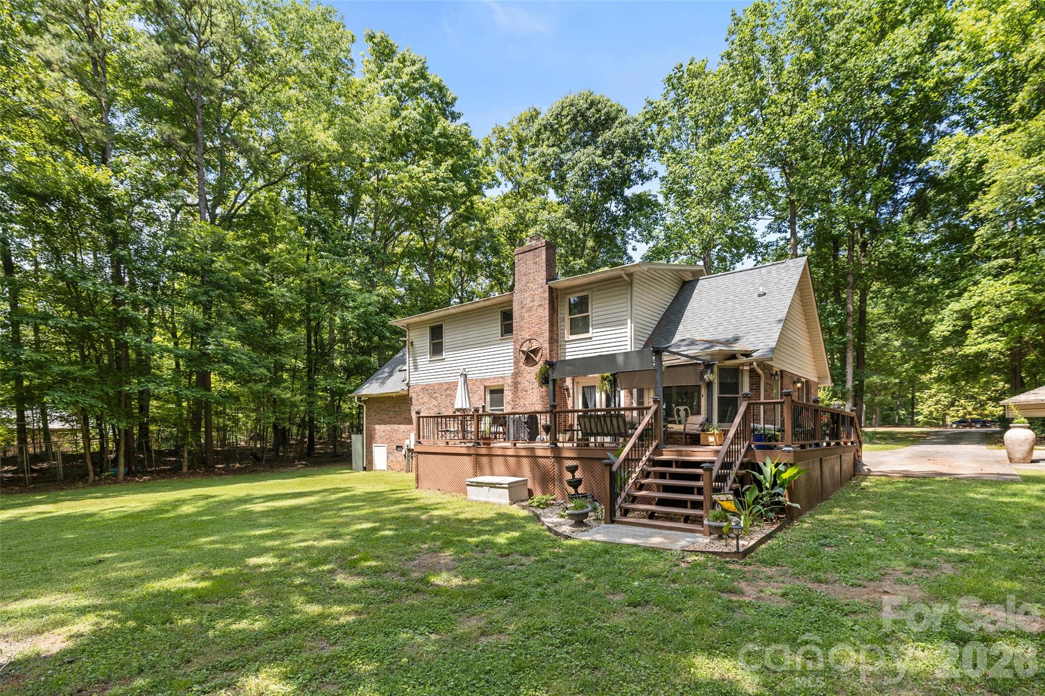 1333 Rabbit Run Road — York
