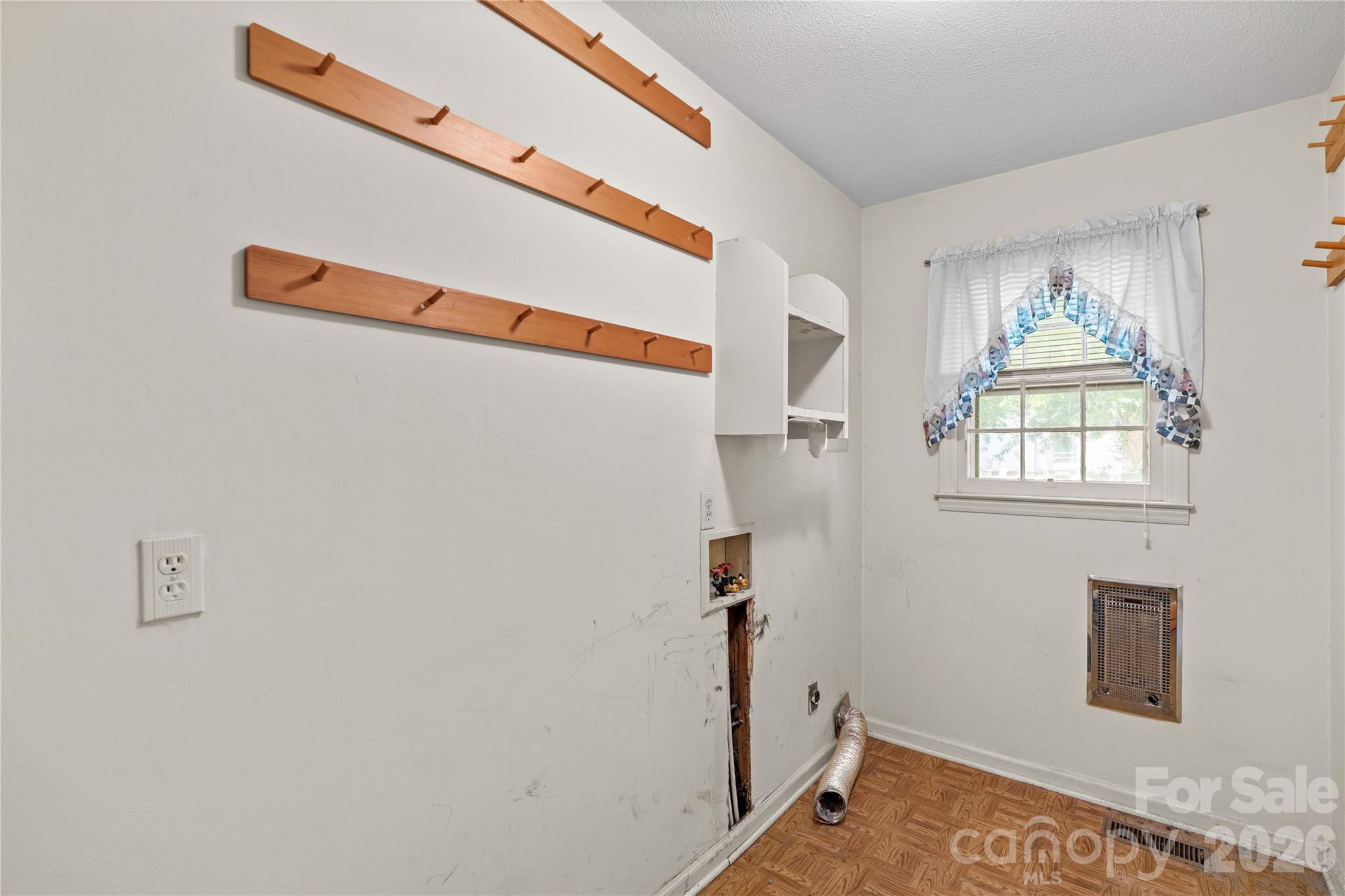 1059 Shearers Road — Mooresville