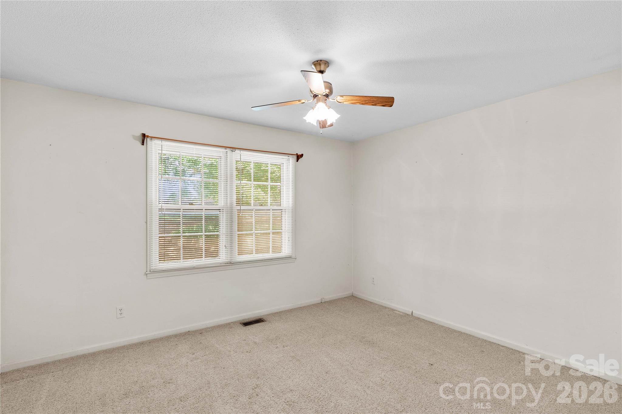 1059 Shearers Road — Mooresville