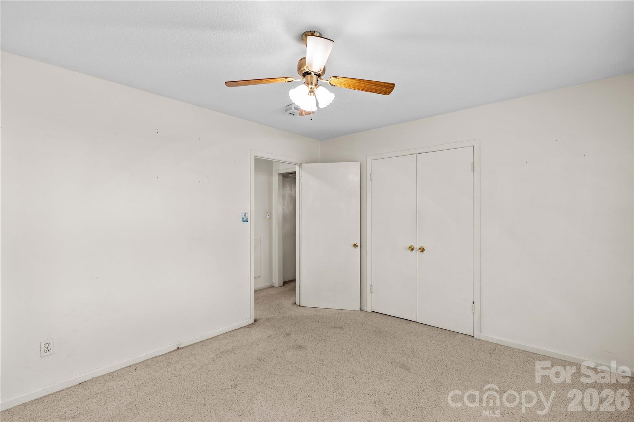 1059 Shearers Road — Mooresville