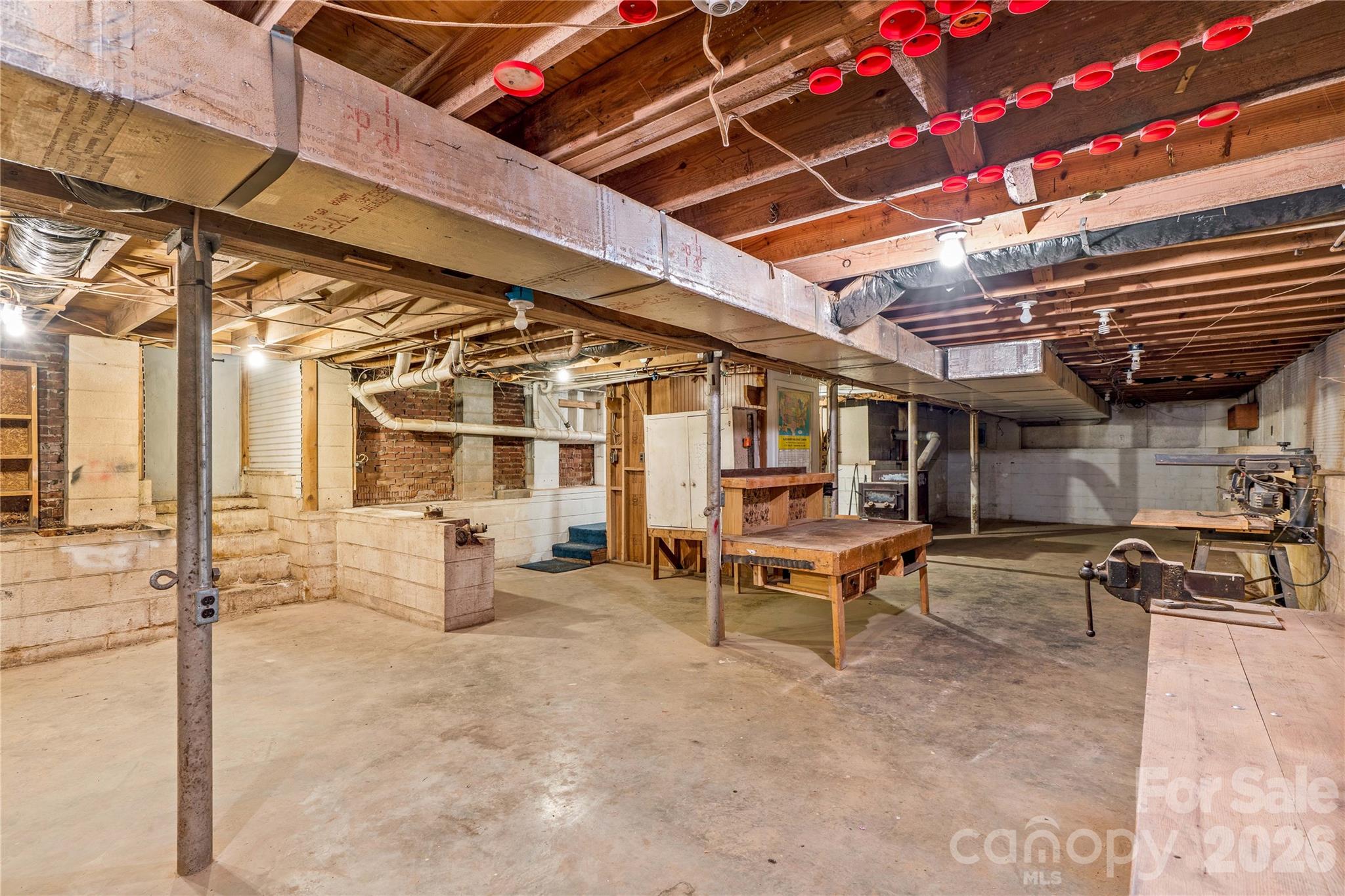 1059 Shearers Road — Mooresville