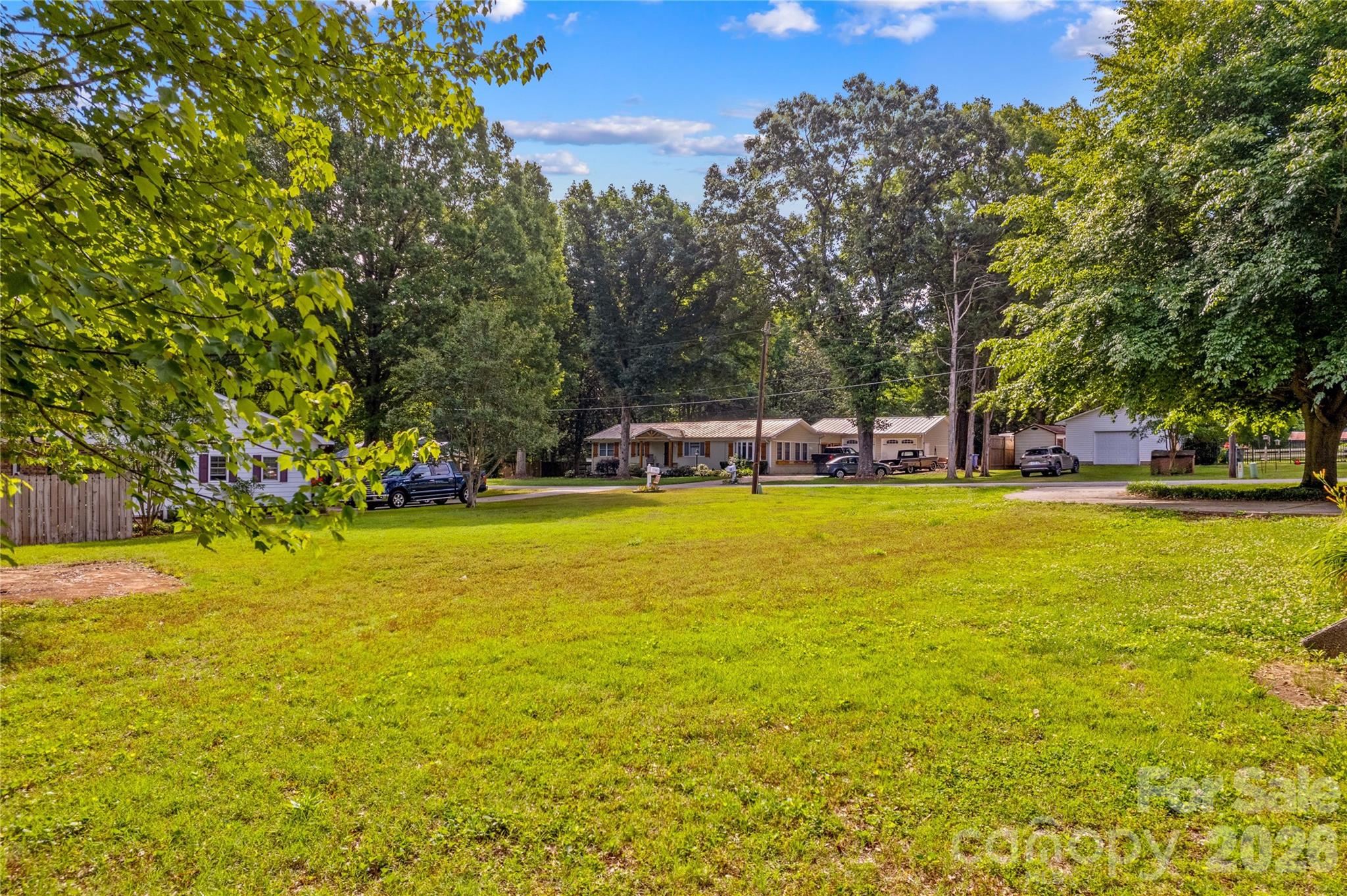 1059 Shearers Road — Mooresville