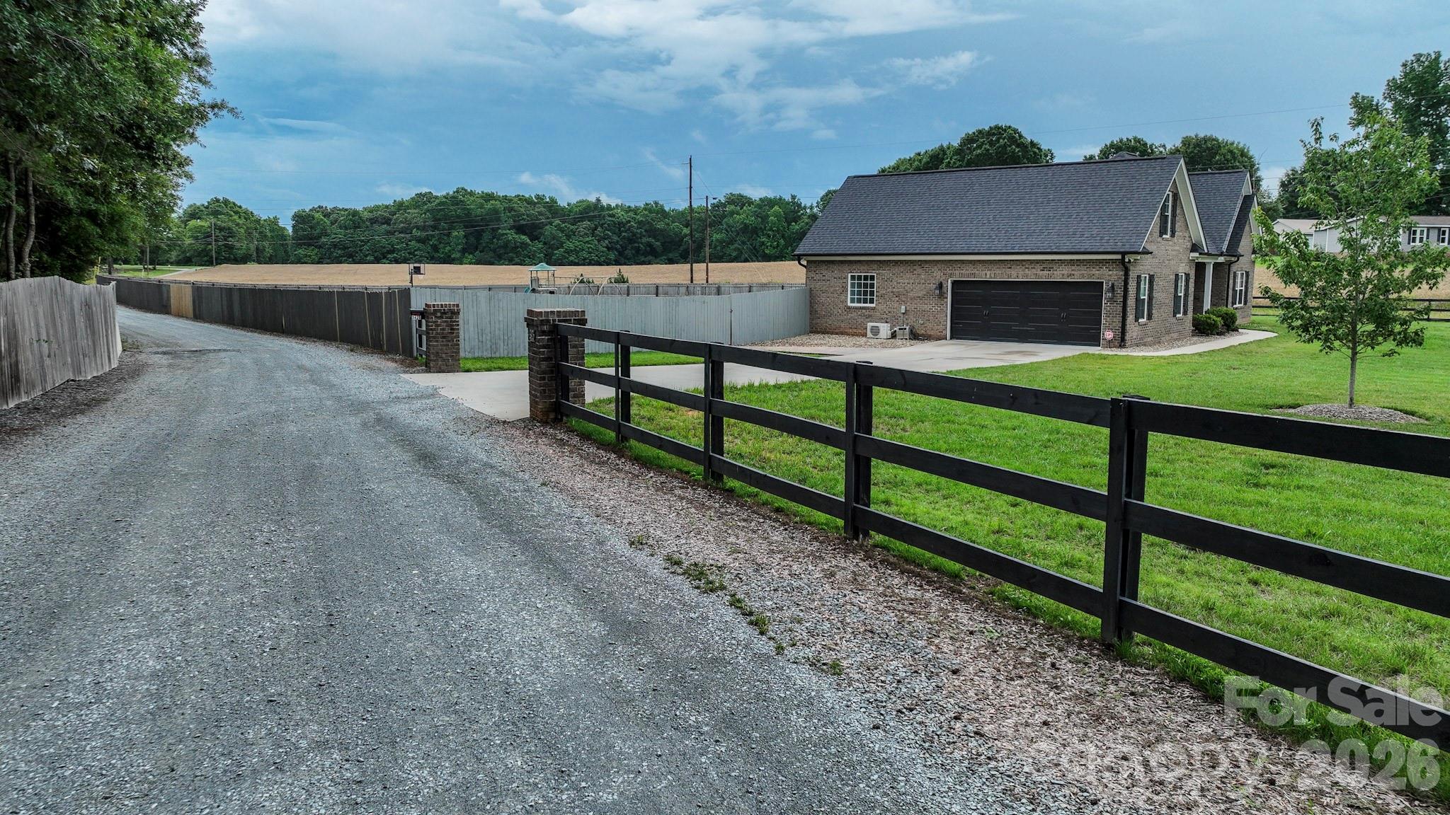 3426 Rilla Hamilton Road — Monroe