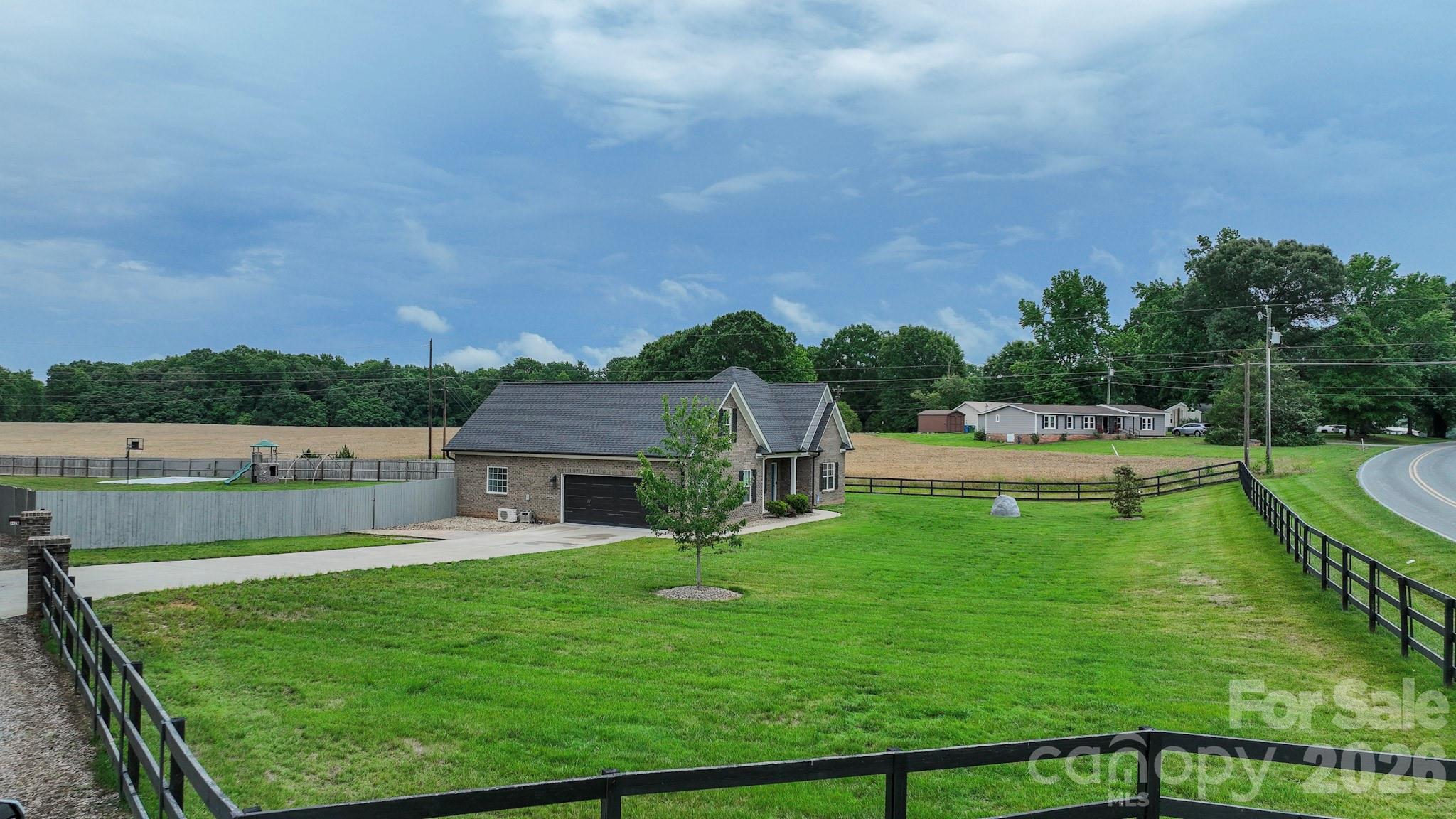 3426 Rilla Hamilton Road — Monroe