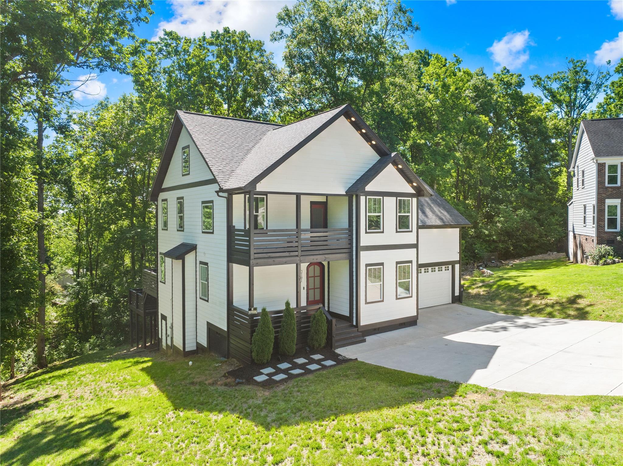 2101 Highland View Lane — Charlotte