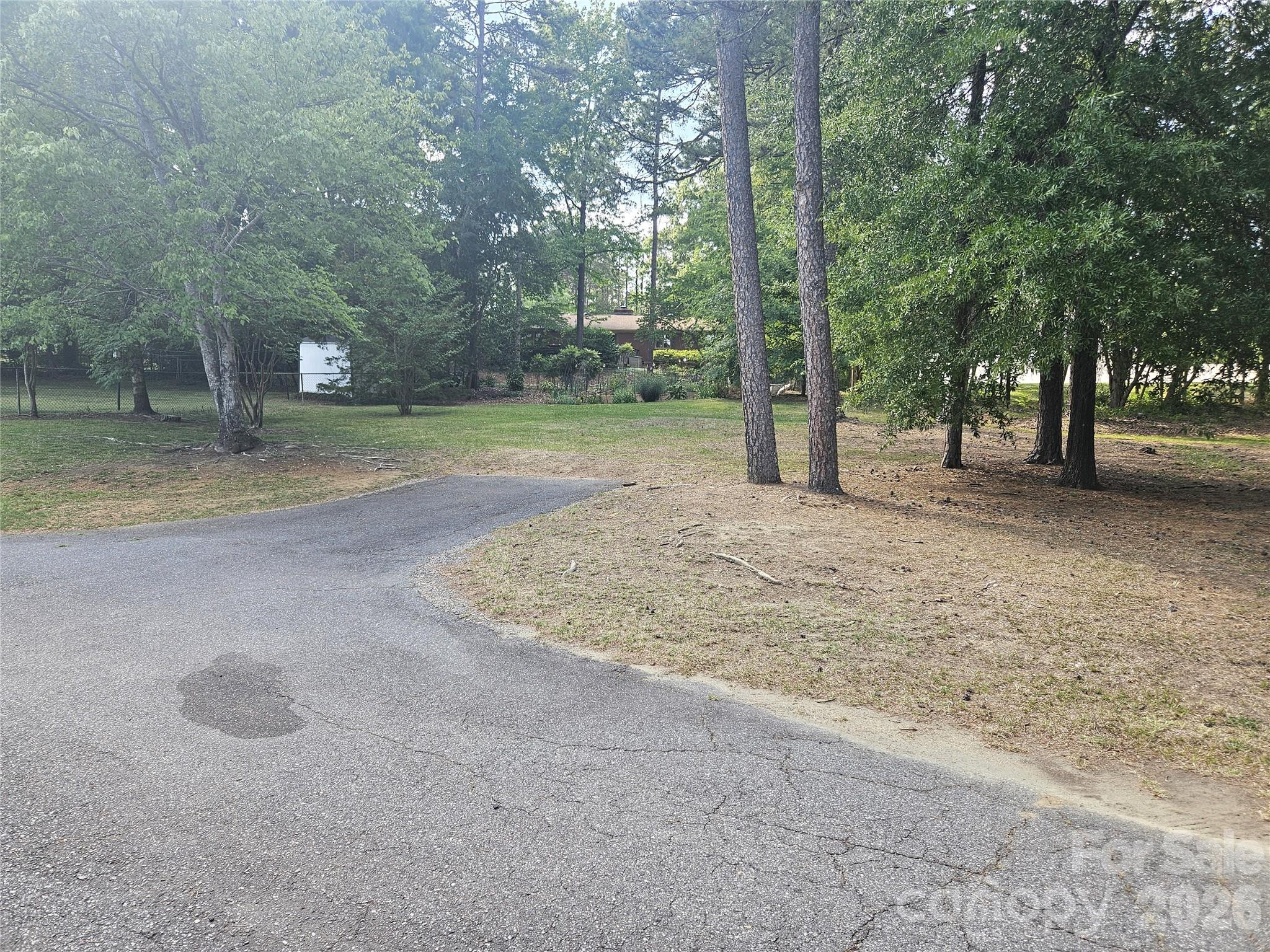 557 Goldmoor Drive NE — Concord
