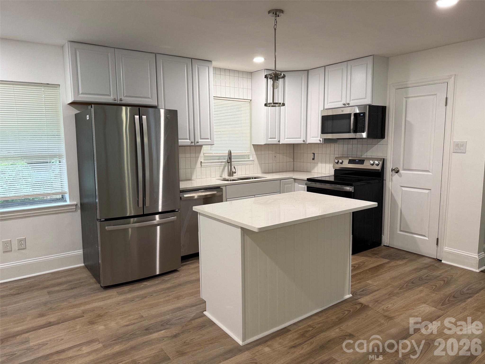 1662 Browns Avenue — Charlotte
