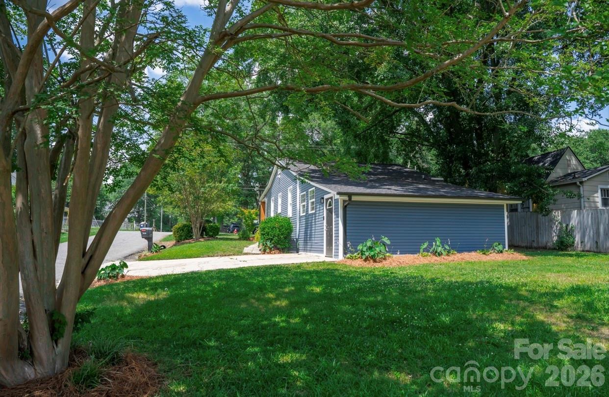 1215 W 4th Avenue — Gastonia