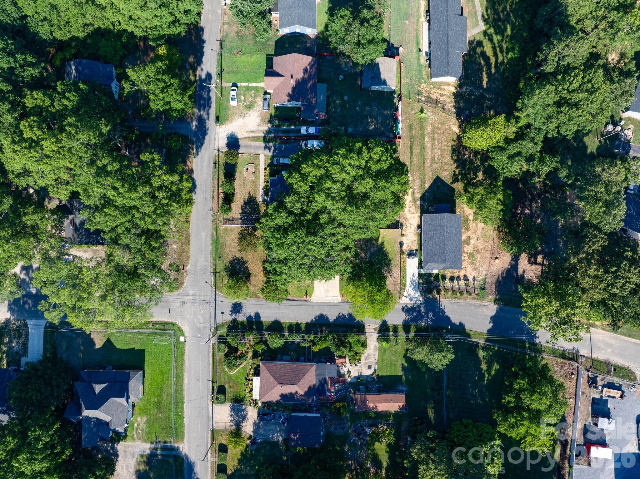 1215 W Fourth Avenue — Gastonia