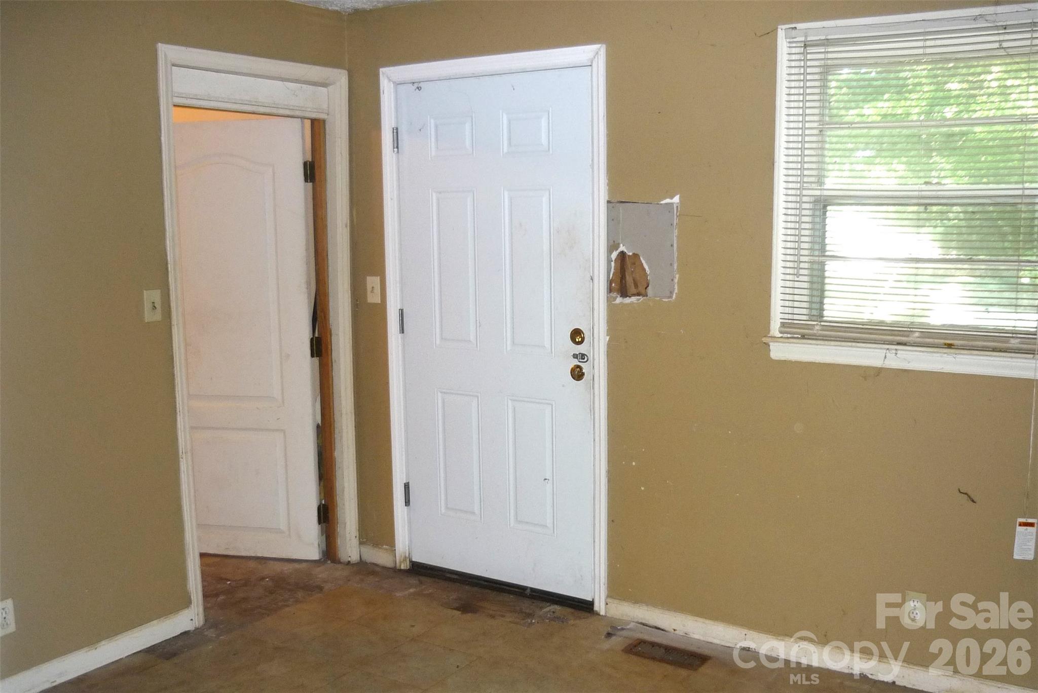 407 N Pear Street — Gastonia