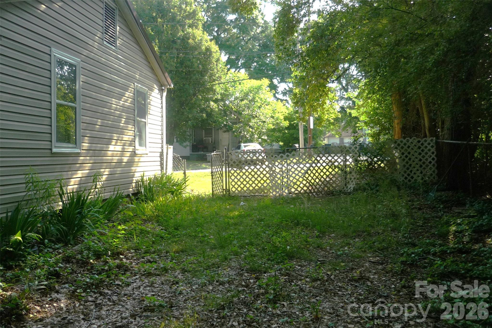 407 N Pear Street — Gastonia