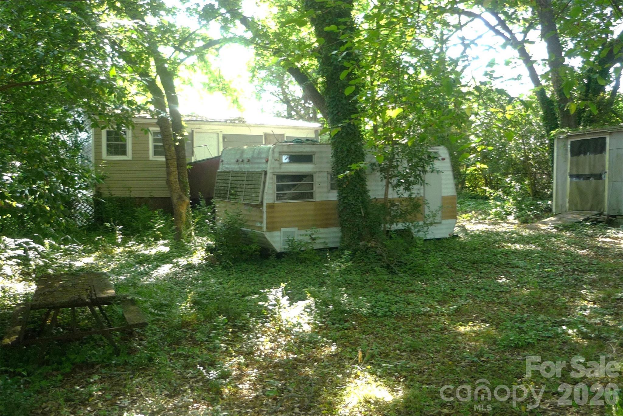 407 N Pear Street — Gastonia