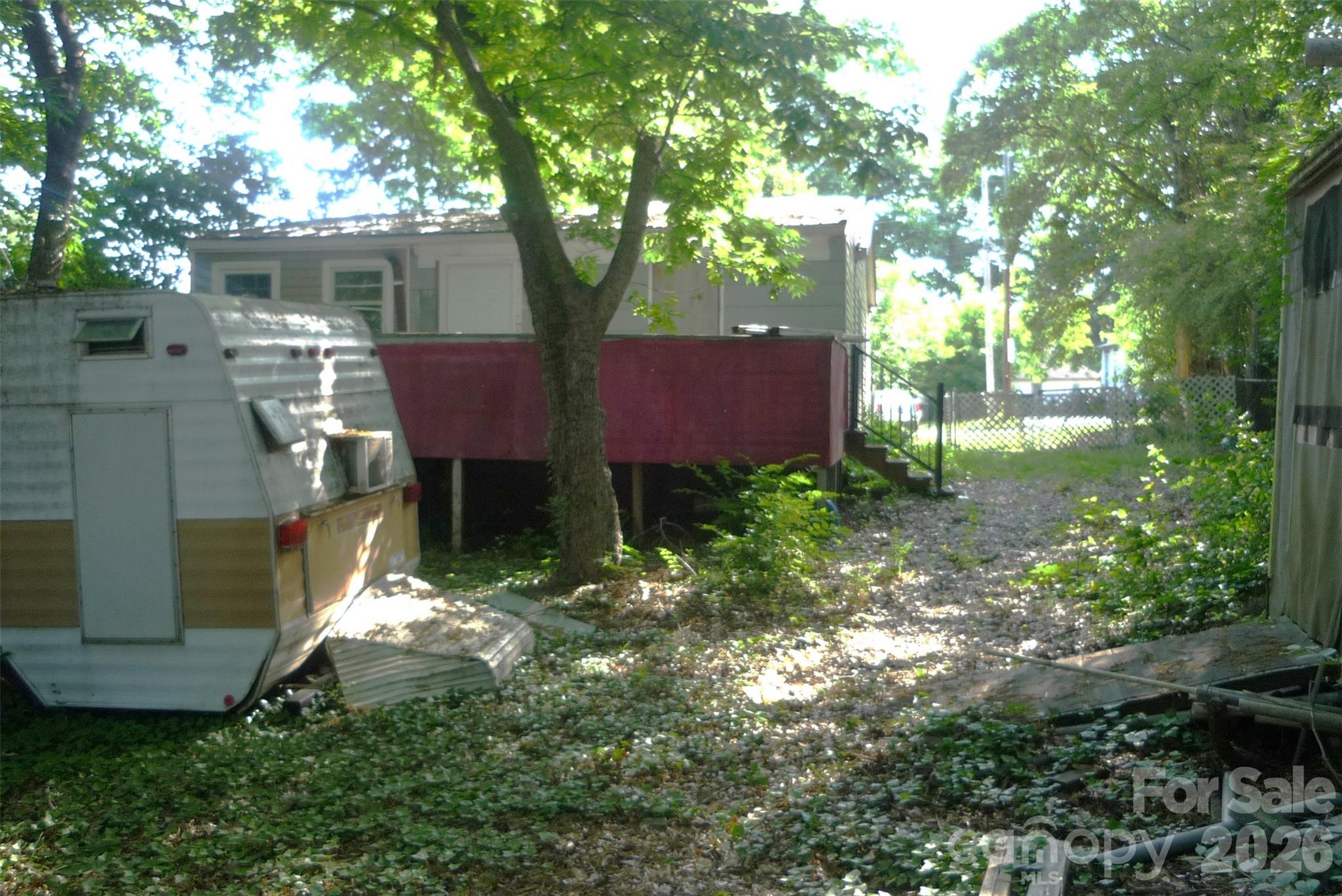 407 N Pear Street — Gastonia