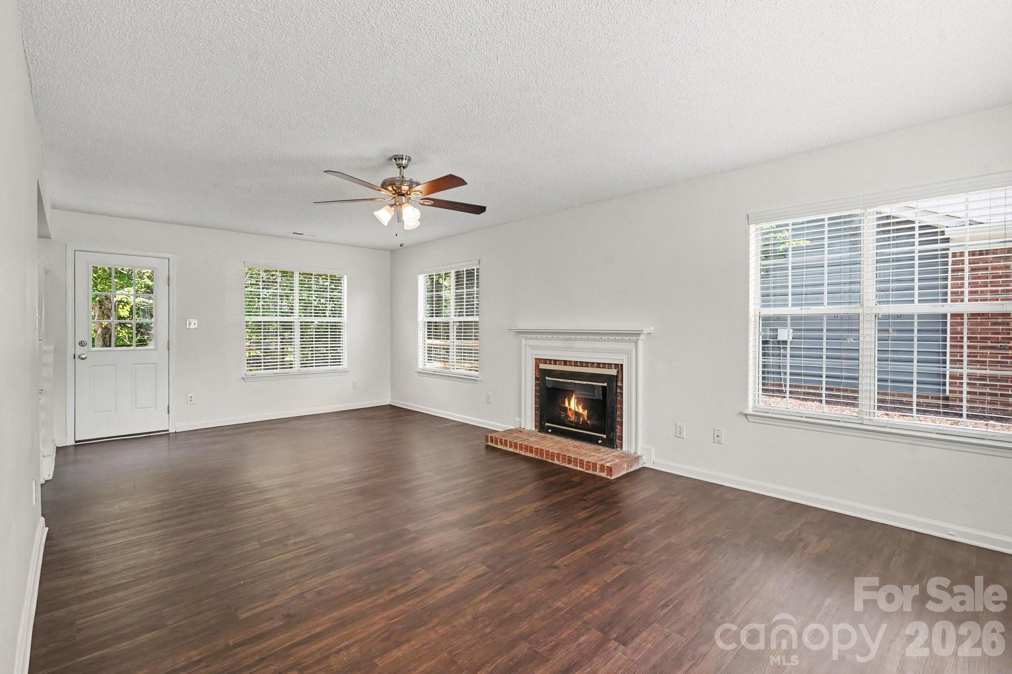 12127 Landing Green Drive — Charlotte